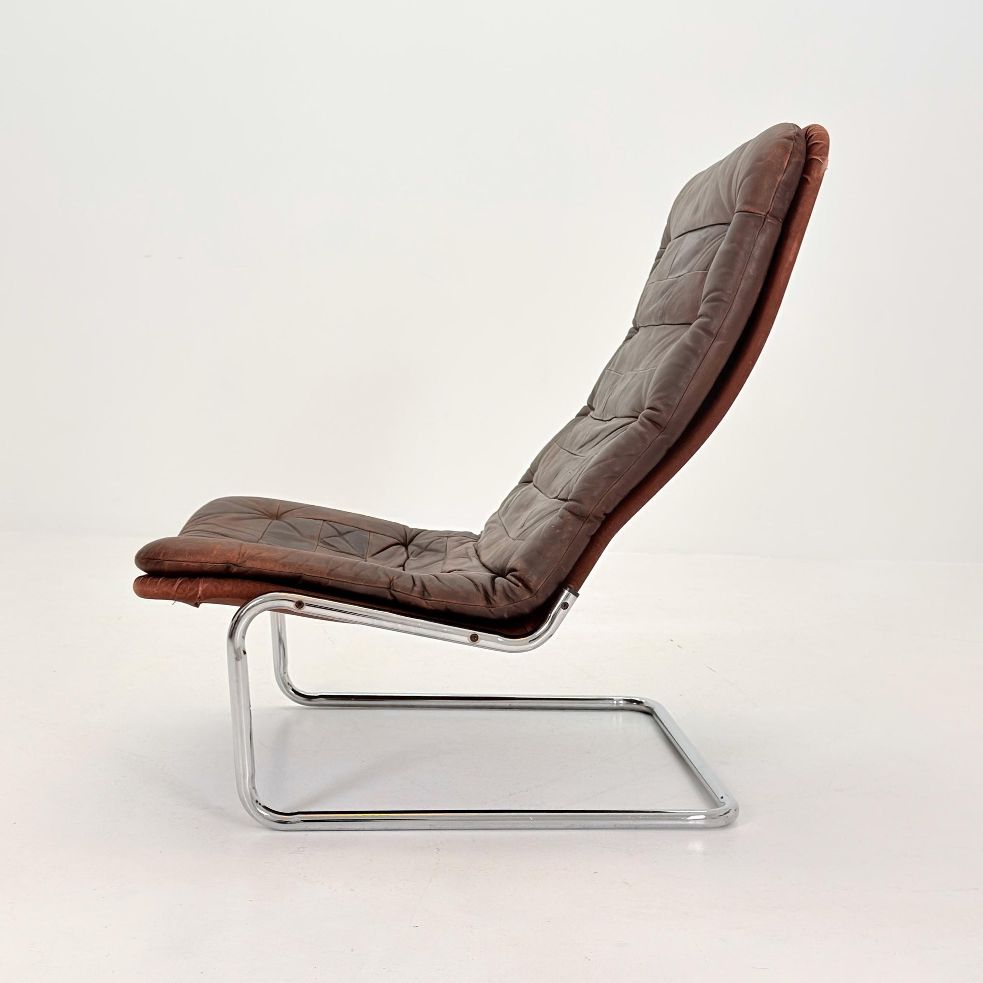 Mid Century Bauhaus cantilever Brown Patchwork Leather, Lounge Chair, Italy 1980s