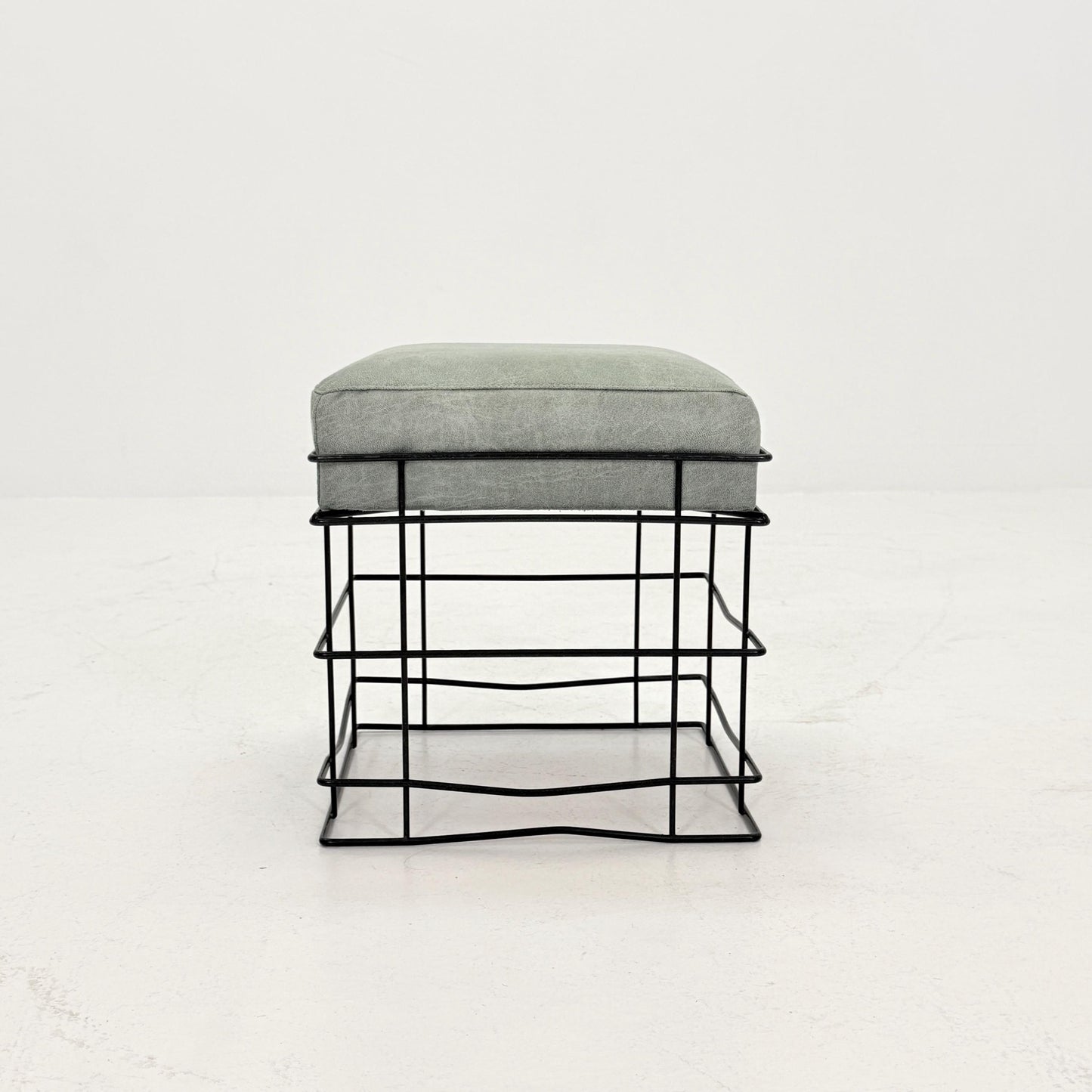 Mid Century T1 Square Wire Stool by Verner Panton – 1980s