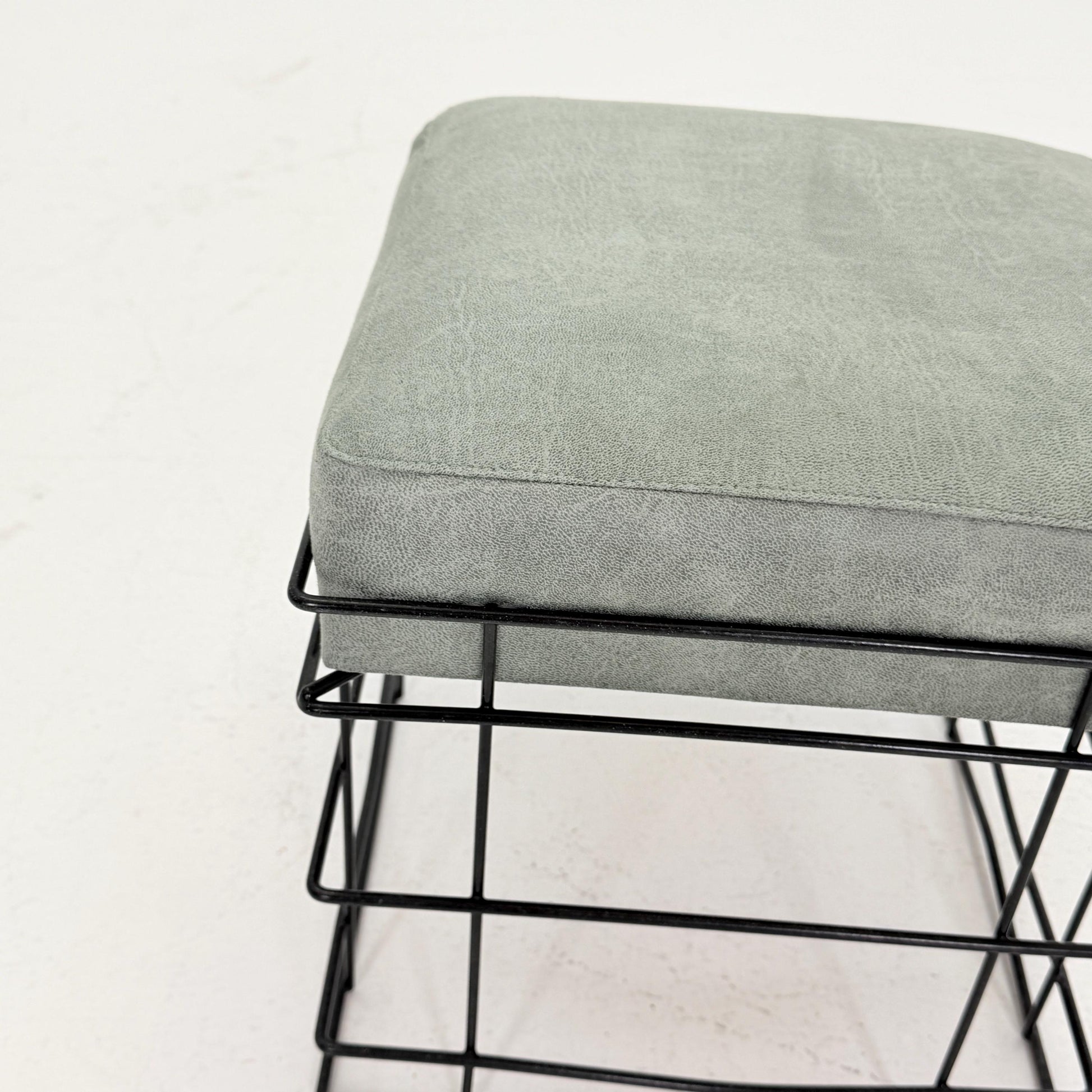 Mid Century T1 Square Wire Stool by Verner Panton – 1980s