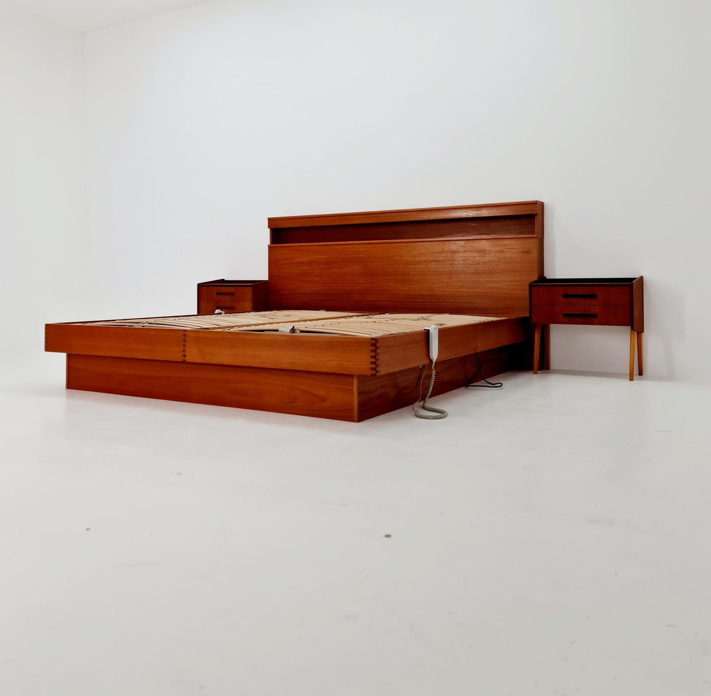 Exquisite Mid-Century Modern Danish Teak double Bed King Size 1970s