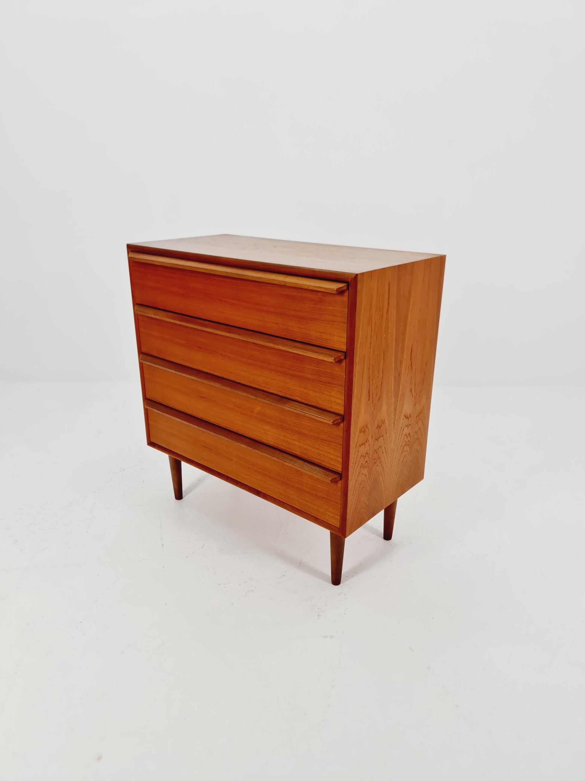 Midcentury danish design chest of drawers By Gunnar Tibergaard, 1960s