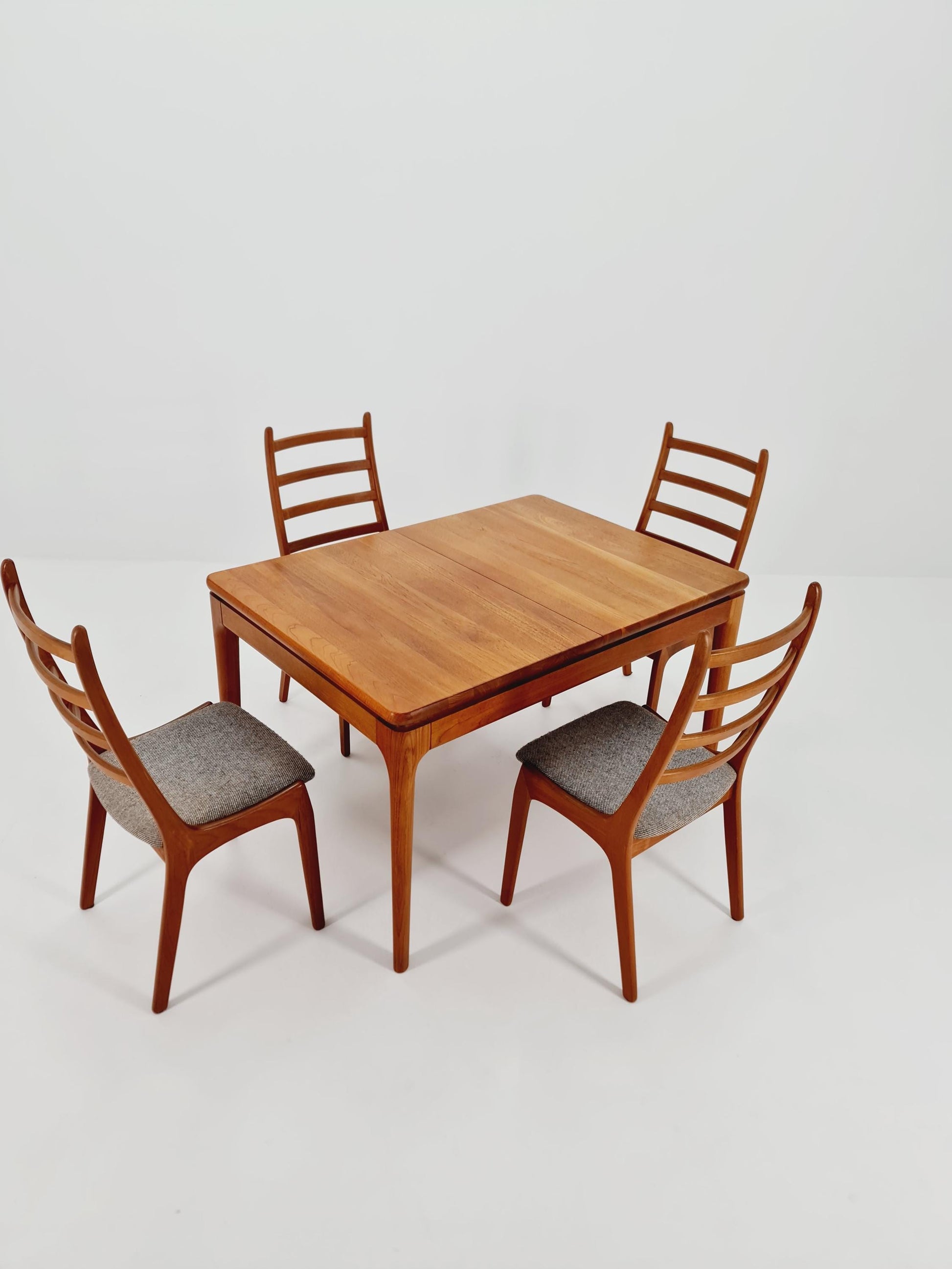 Rare Solid Teak Danish Dining Table by Glostrup | High-End Scandinavian Modern | Double Extension Leaf | 1960s Vintage