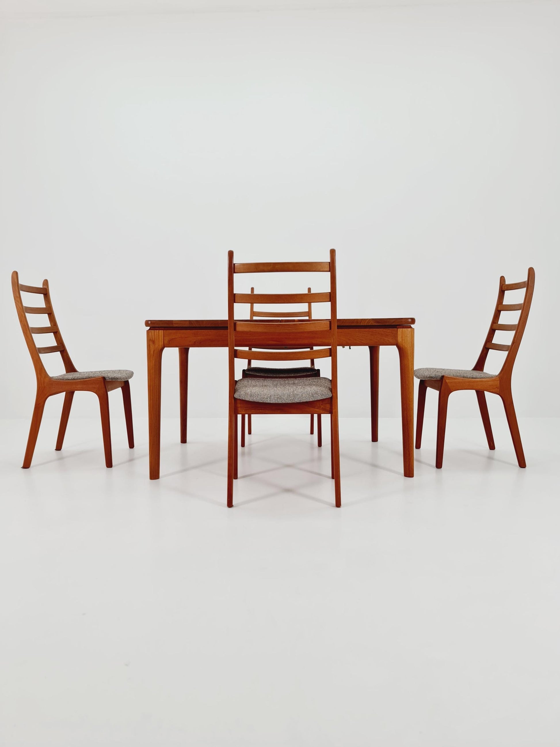 Rare Solid Teak Danish Dining Table by Glostrup | High-End Scandinavian Modern | Double Extension Leaf | 1960s Vintage