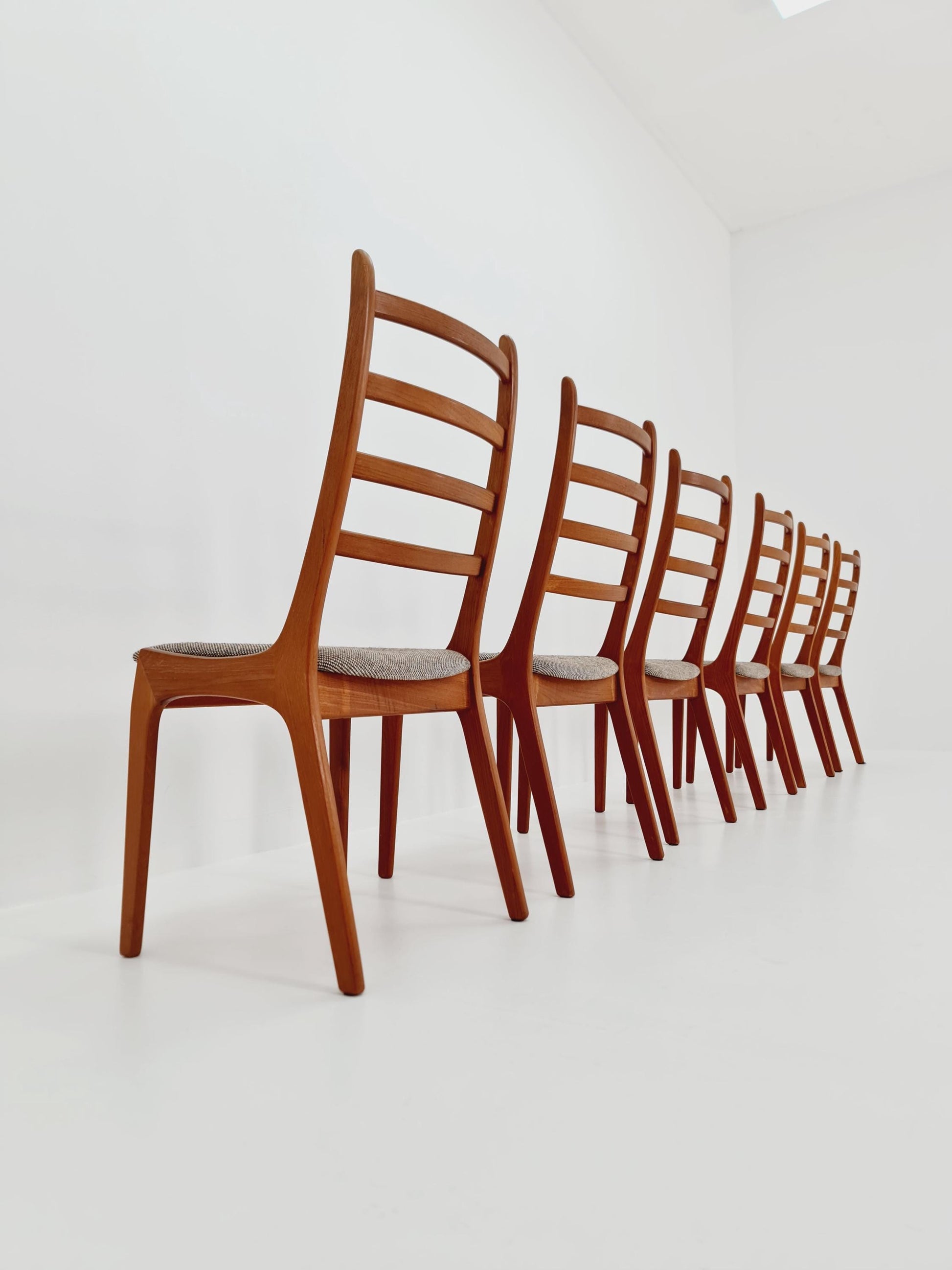 Vintage Danish solid teak dining chairs by Kai kritiansen for Koruo stolefabrik ,Model N 26 , 1960s, Set of 6