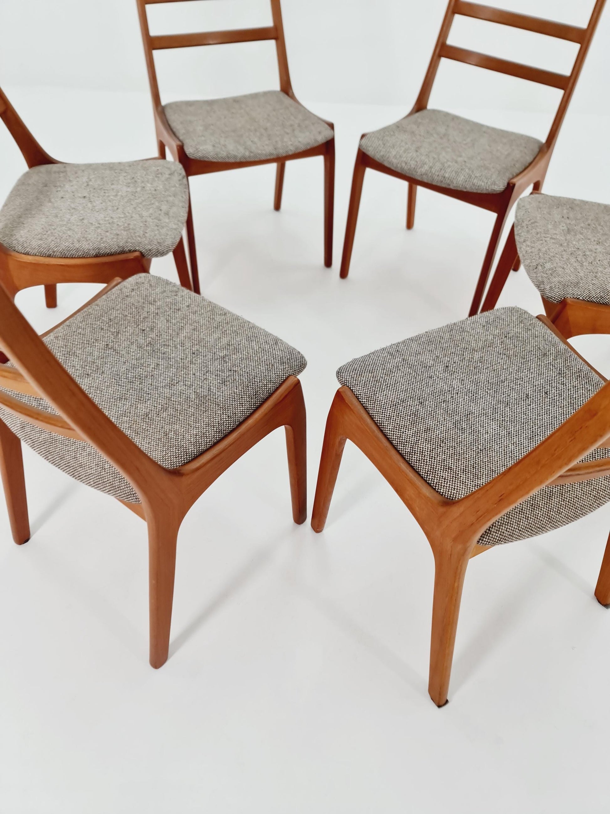 Vintage Danish solid teak dining chairs by Kai kritiansen for Koruo stolefabrik ,Model N 26 , 1960s, Set of 6