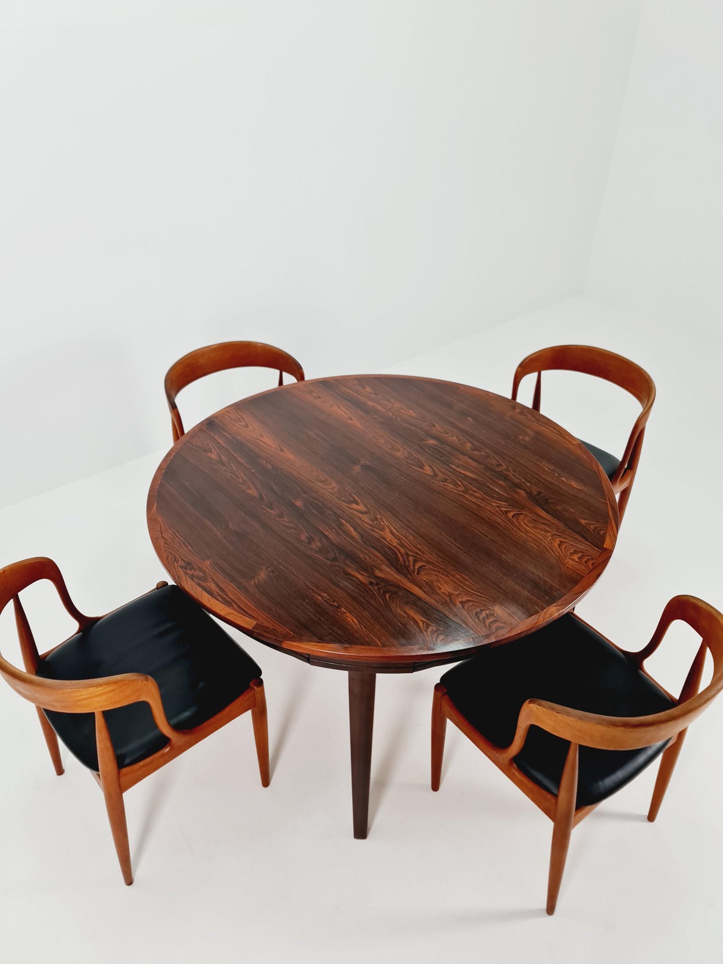 Iconic Danish Mid-Century Modern "Flip-Flap" Lotus Dining Table by Dyrlund 1960s