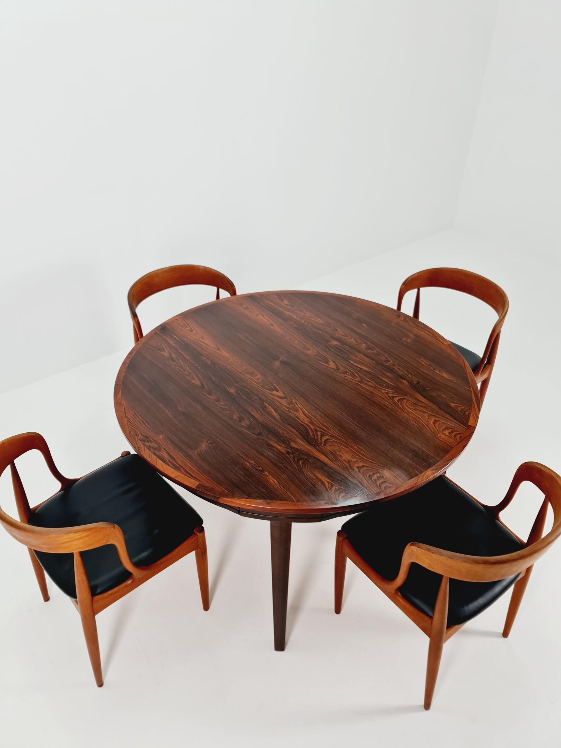 Iconic Danish Mid-Century Modern "Flip-Flap" Lotus Dining Table by Dyrlund 1960s