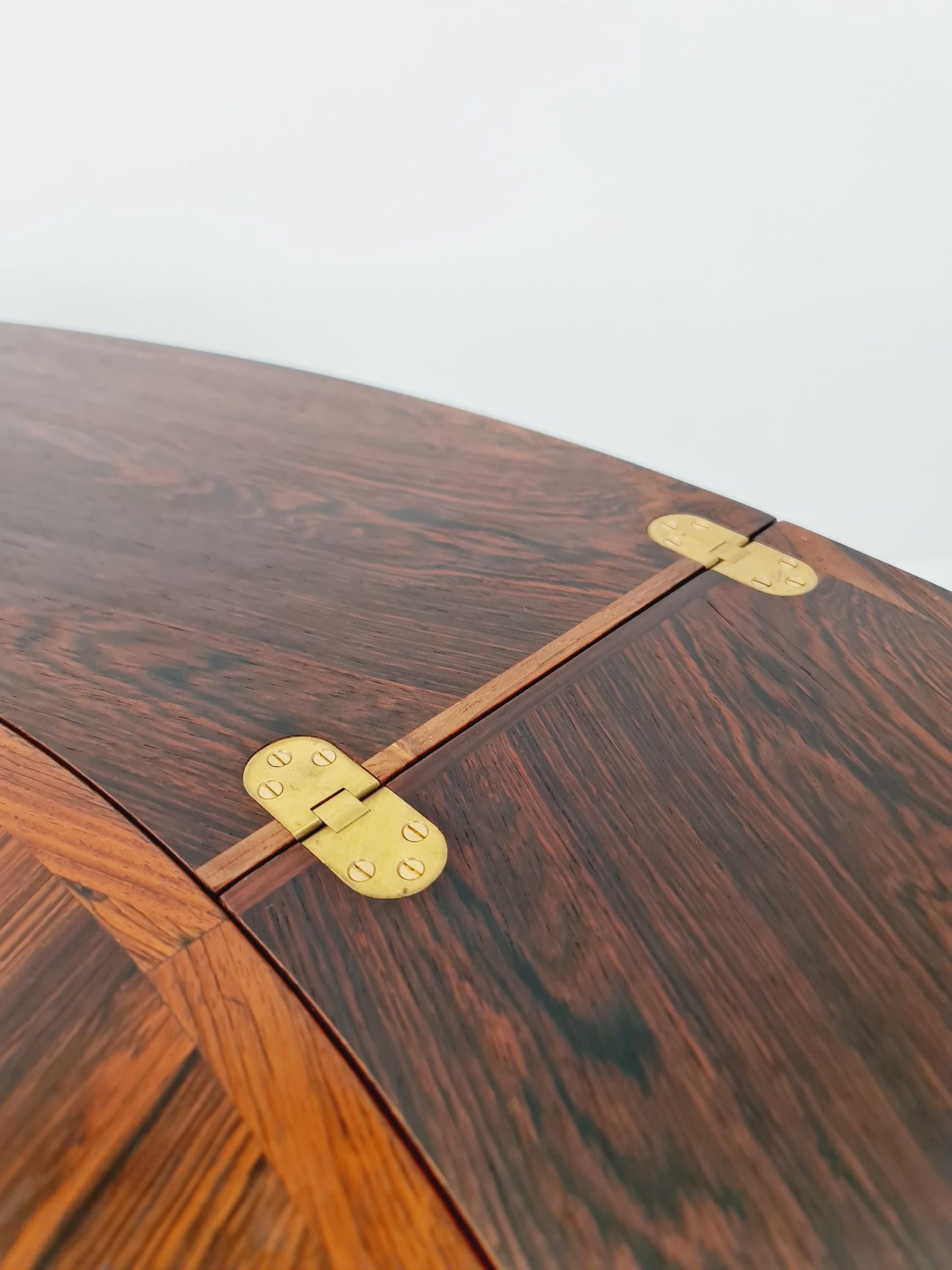 Iconic Danish Mid-Century Modern "Flip-Flap" Lotus Dining Table by Dyrlund 1960s