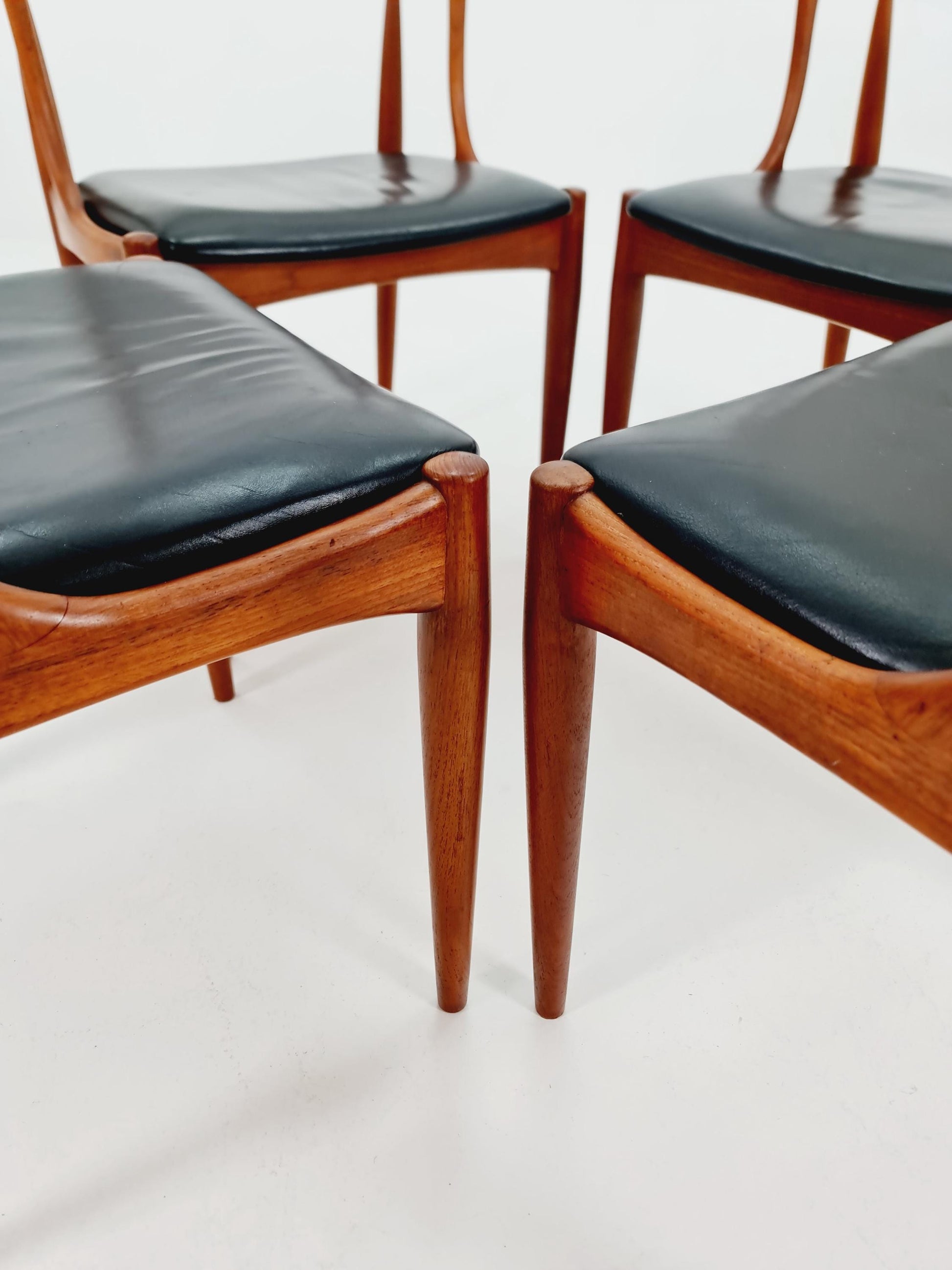 Vintage Danish teak dining charis by johannes Andersen for Uldum Mobelfabrik , 1960s, set of 4