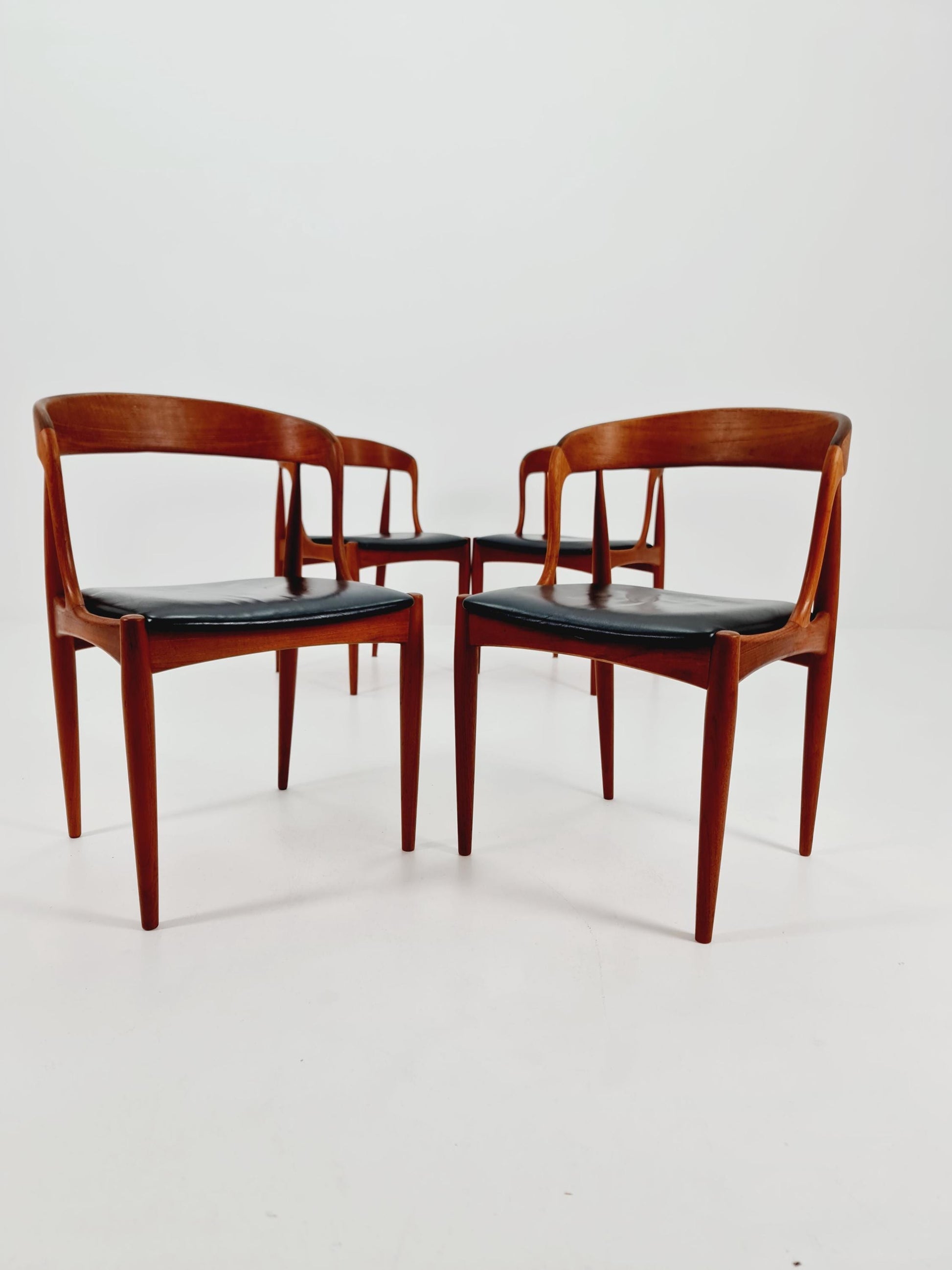 Vintage Danish teak dining charis by johannes Andersen for Uldum Mobelfabrik , 1960s, set of 4