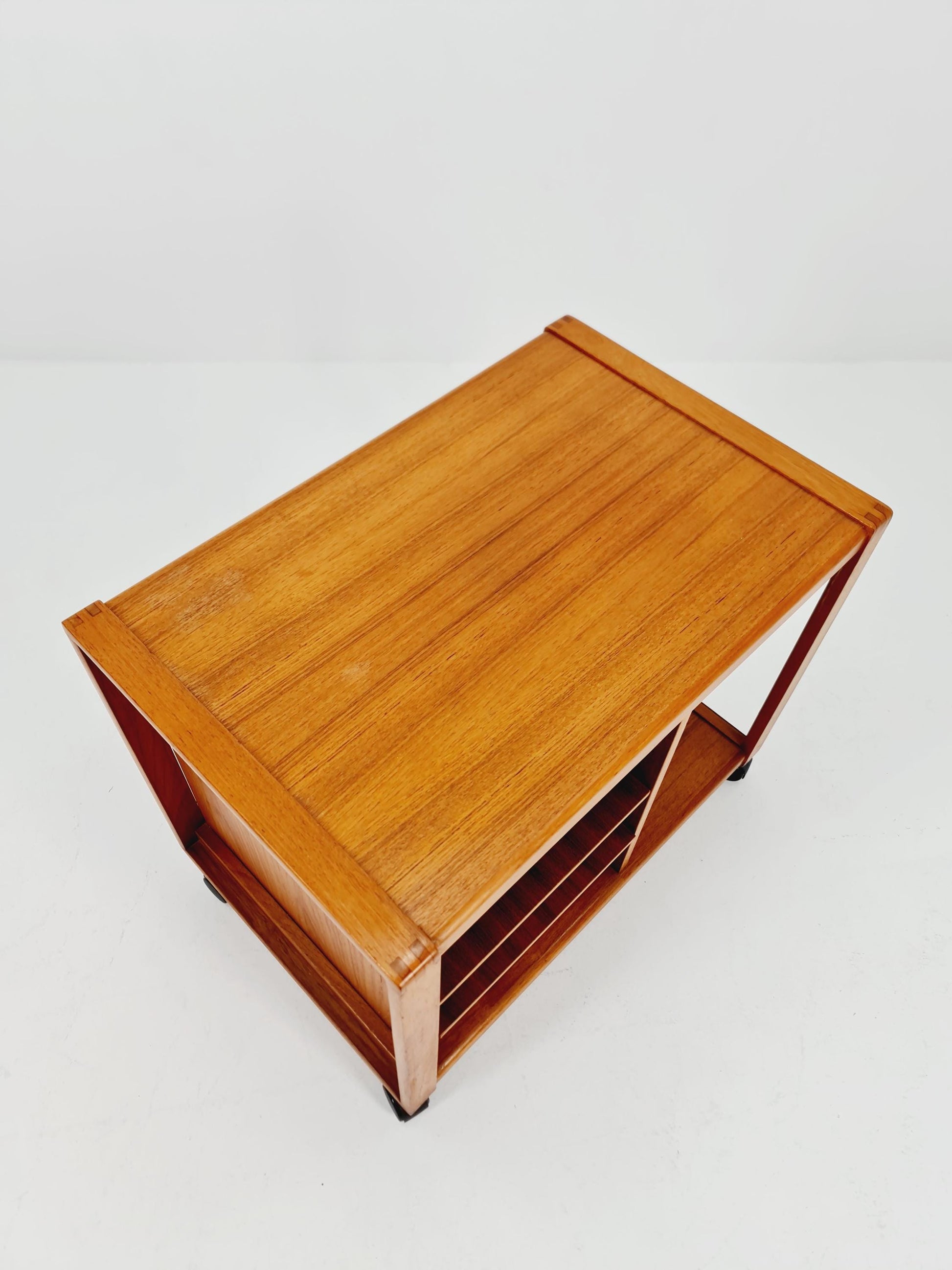 Vintage mid century danish trolley in teak Sideboard / bar cart By Salling Stolefabrik, 1960s