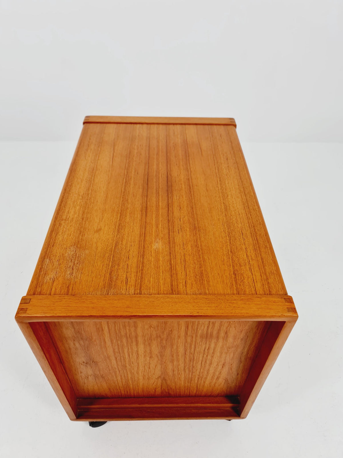 Vintage mid century danish trolley in teak Sideboard / bar cart By Salling Stolefabrik, 1960s