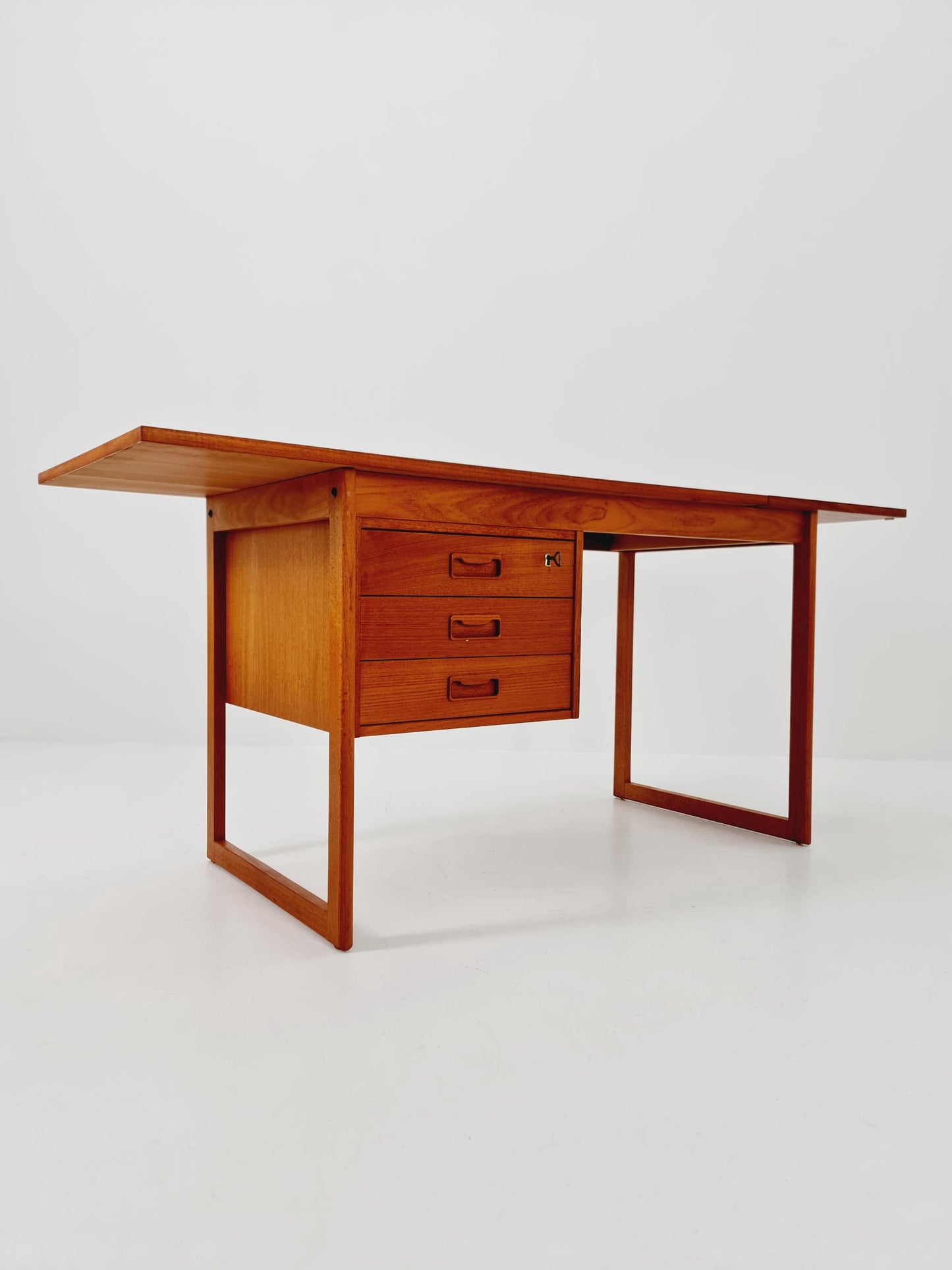 Mid century Danish leaf Drop teak desk By Vi-Ma Möbler, 1960s