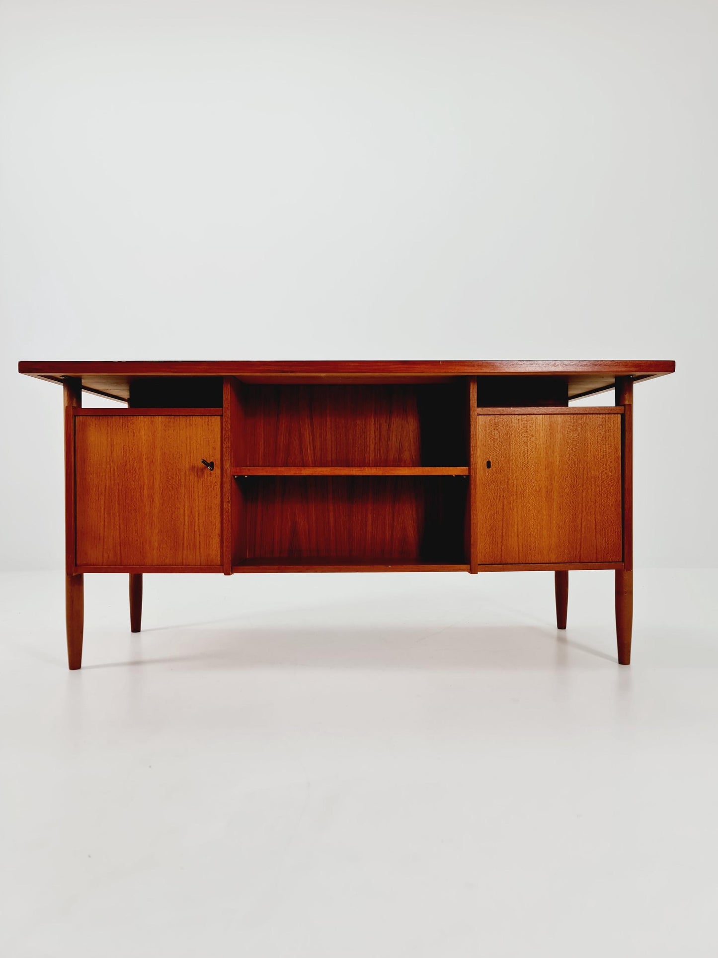 Danish vintage teak for GV Møbler, Denmark, 1960s