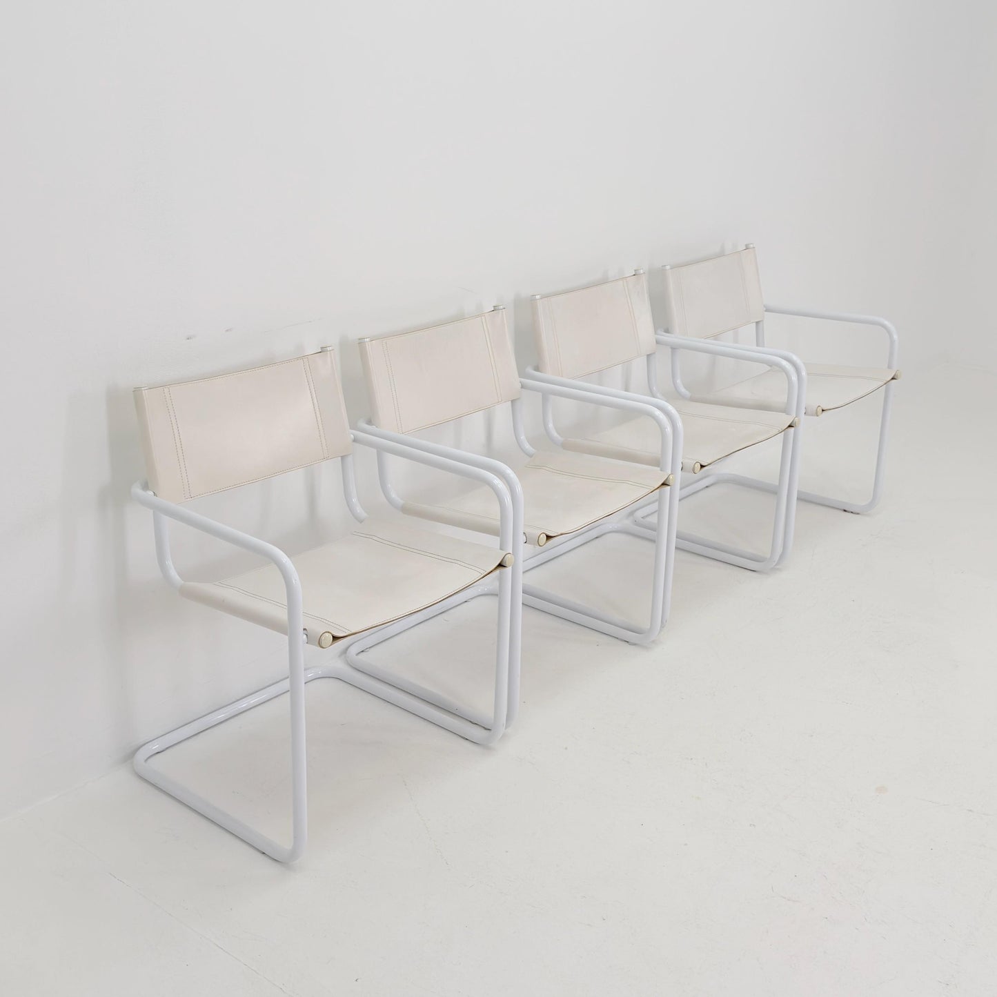 Set of 4 Mid Century Bauhaus Dining Chairs by Mart Stam & Marcel Breuer for Fasem Italy, 1980s – Rare All White Edition Cantilever Chairs