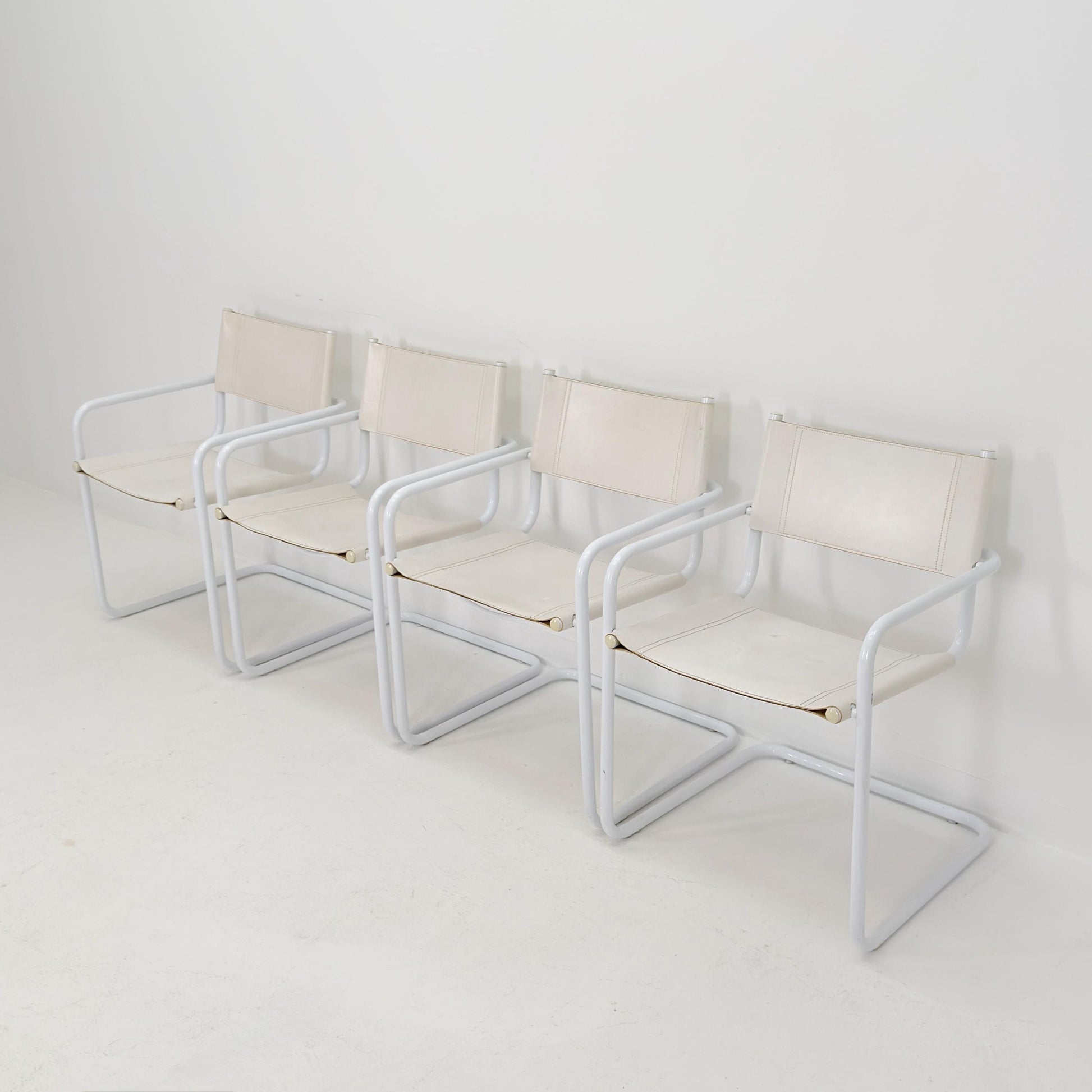 Set of 4 Mid Century Bauhaus Dining Chairs by Mart Stam & Marcel Breuer for Fasem Italy, 1980s – Rare All White Edition Cantilever Chairs