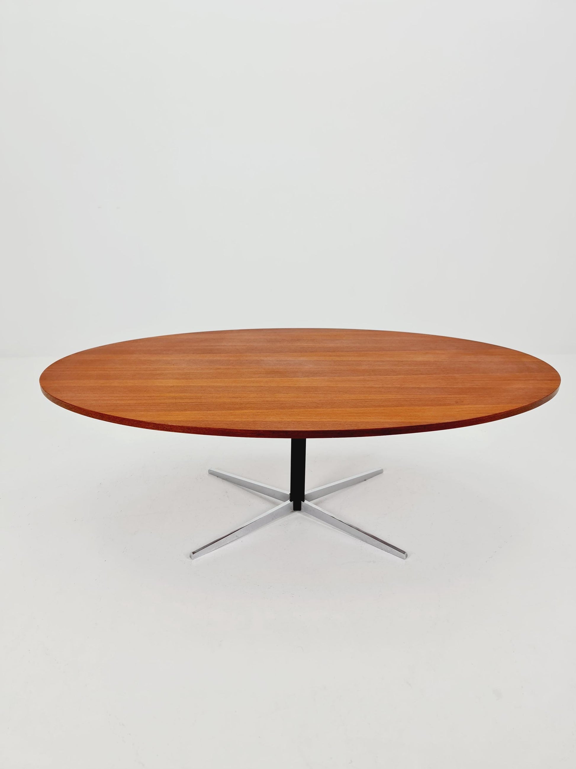 vintage teak Oval coffe table by Wilhelm Renz 1950