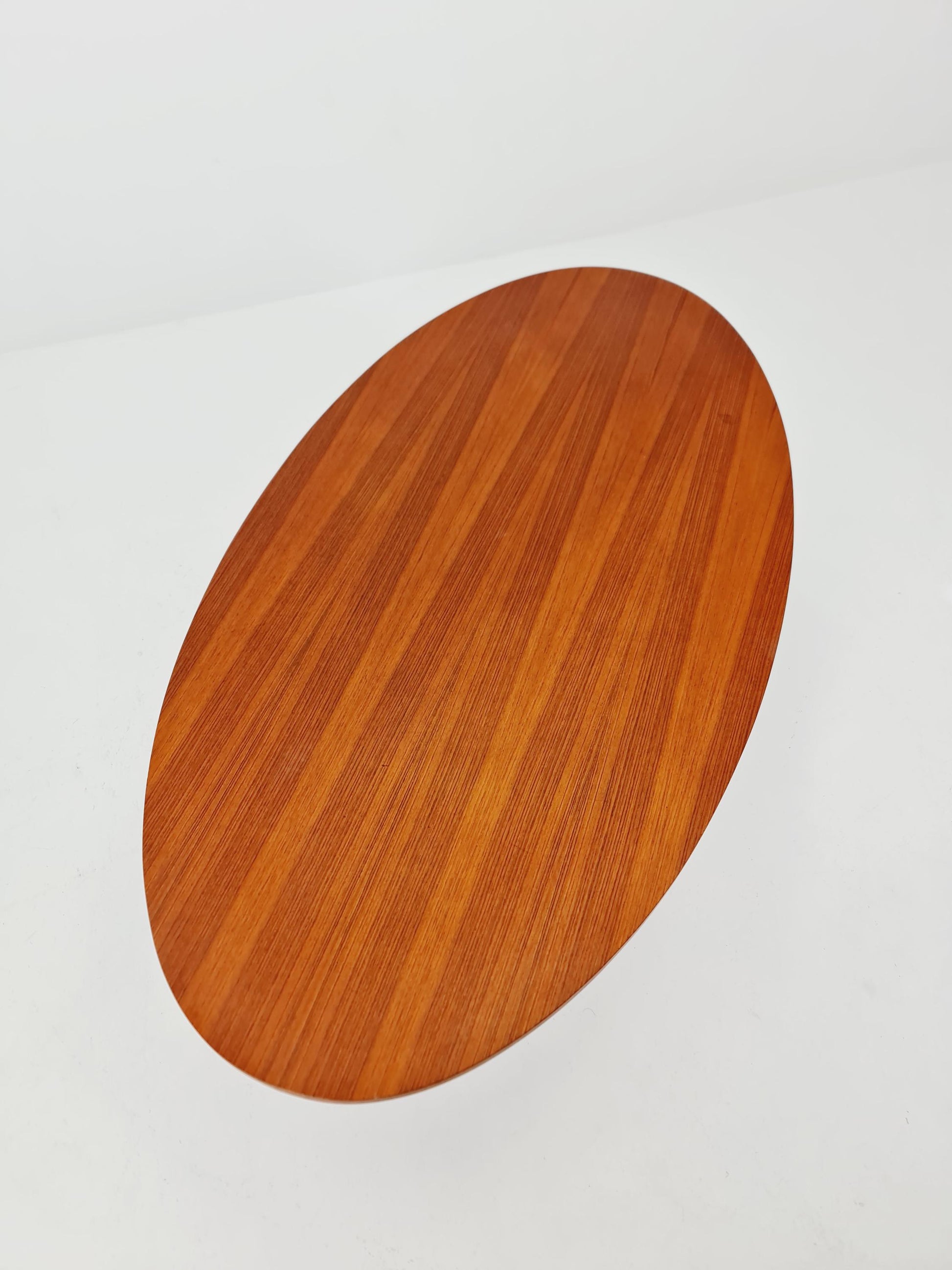 vintage teak Oval coffe table by Wilhelm Renz 1950