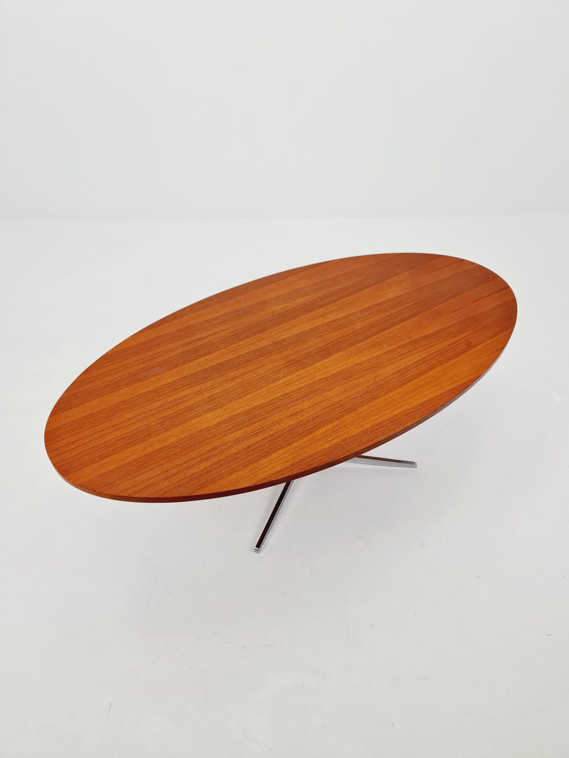 vintage teak Oval coffe table by Wilhelm Renz 1950