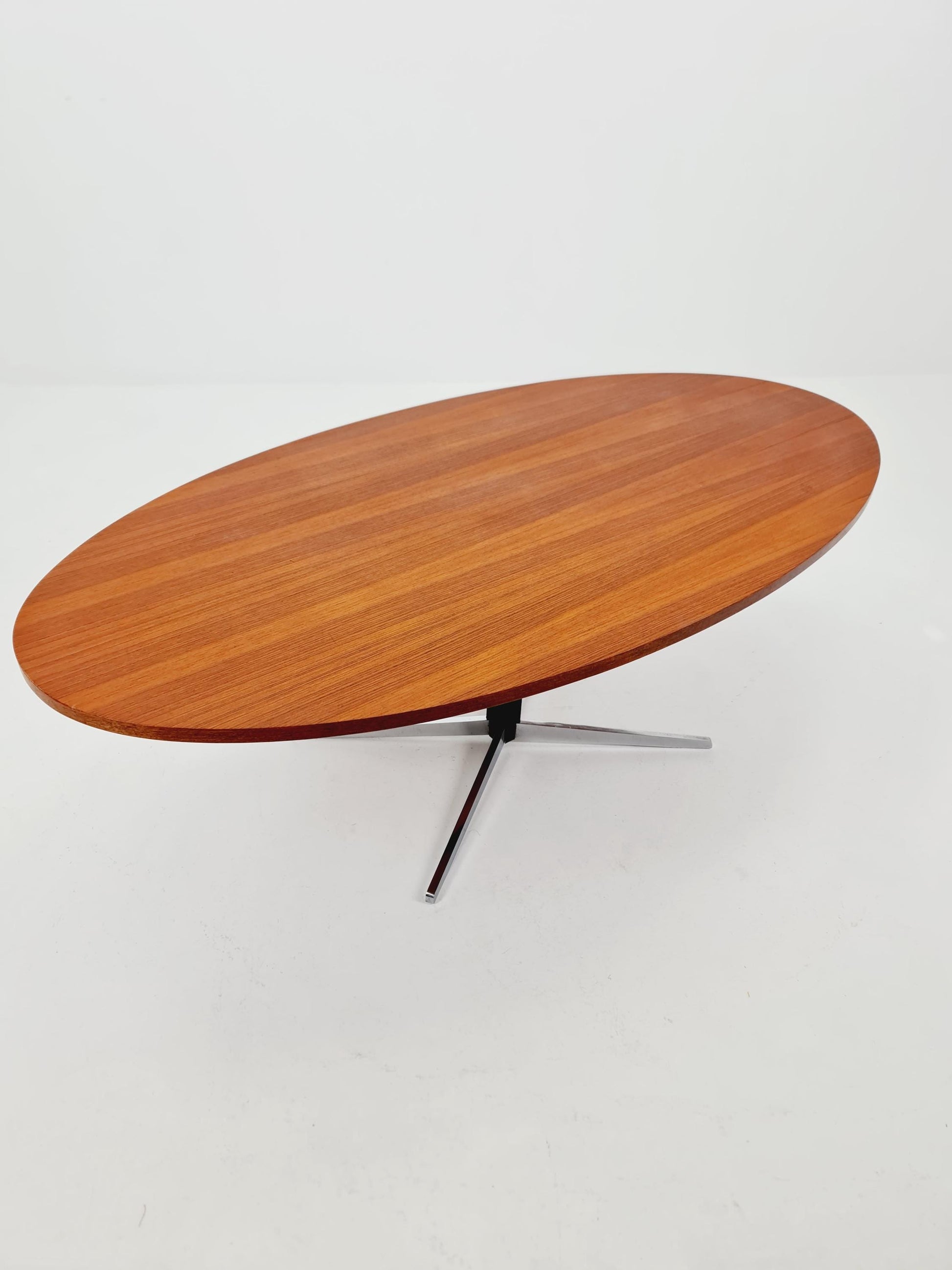 vintage teak Oval coffe table by Wilhelm Renz 1950