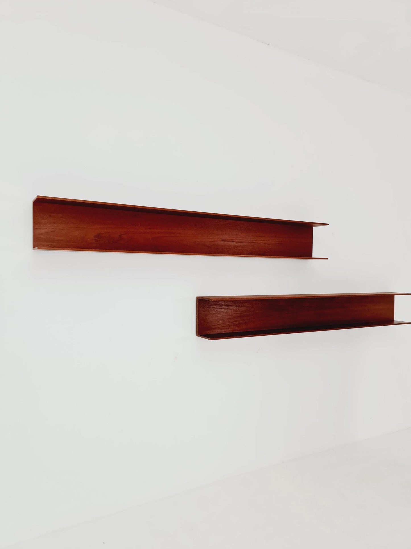 Long German Wilheilm Renz for Walter Renz hanging shelf, 1960s