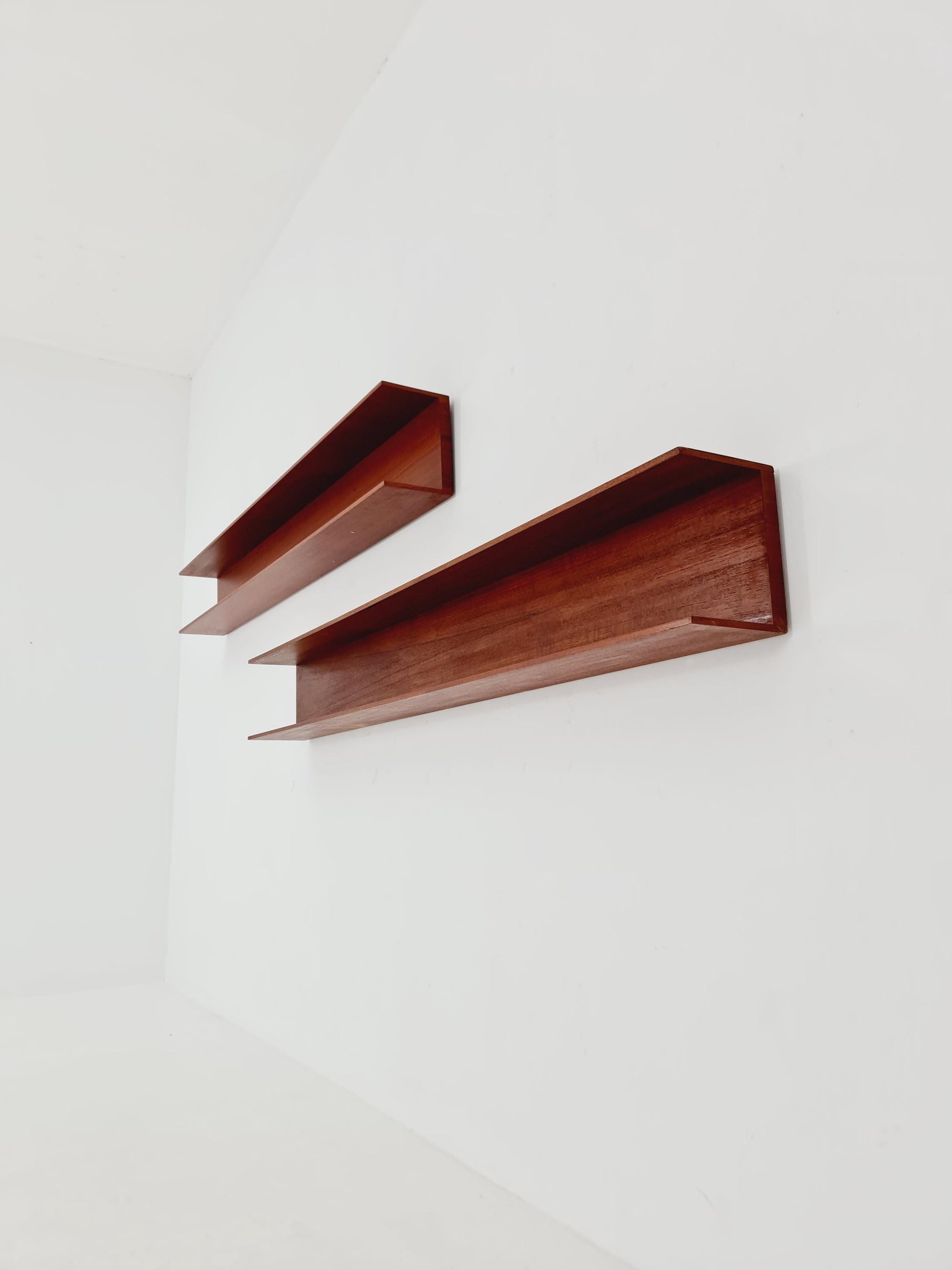 Long German Wilheilm Renz for Walter Renz hanging shelf, 1960s