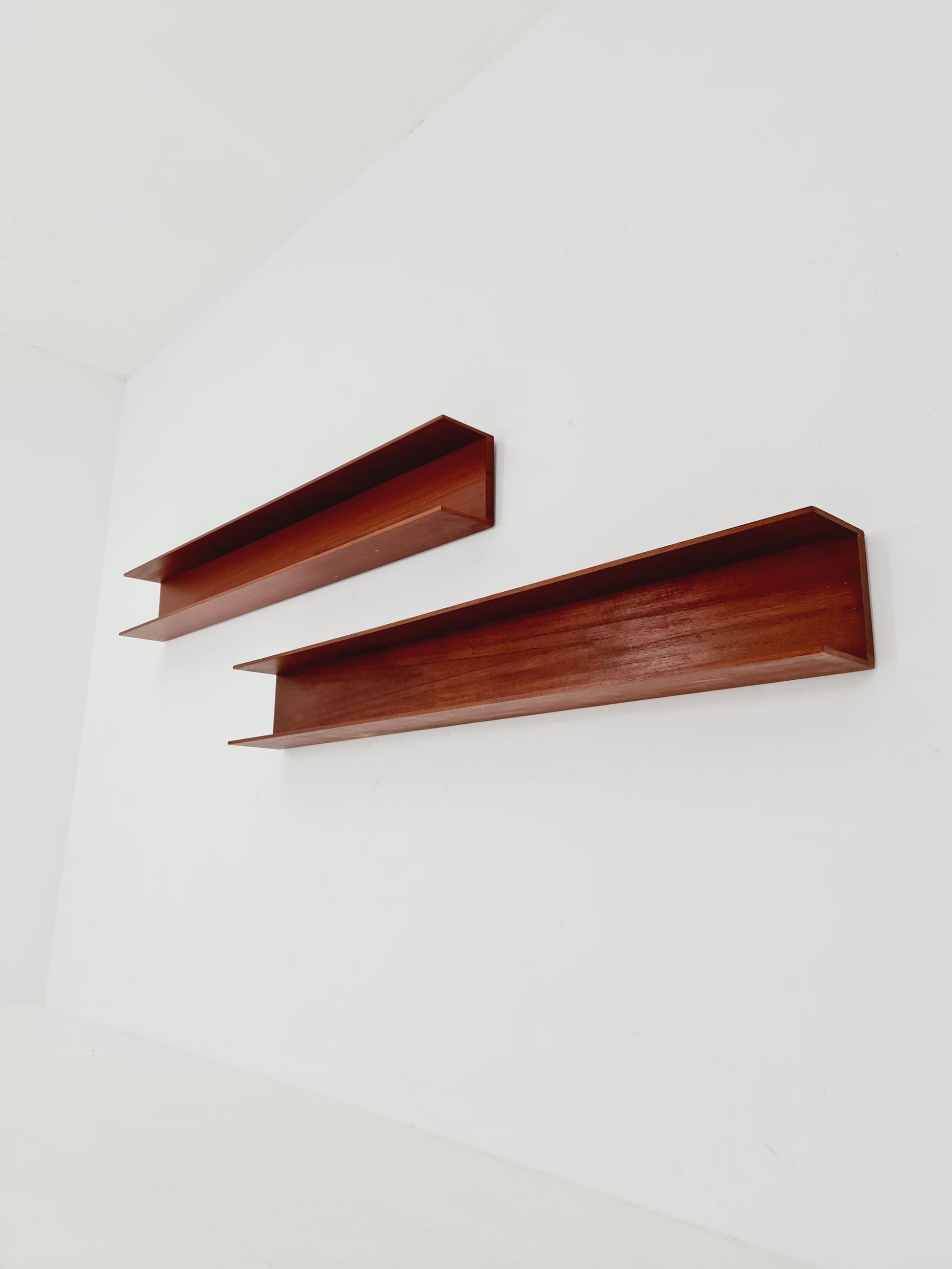 Long German Wilheilm Renz for Walter Renz hanging shelf, 1960s