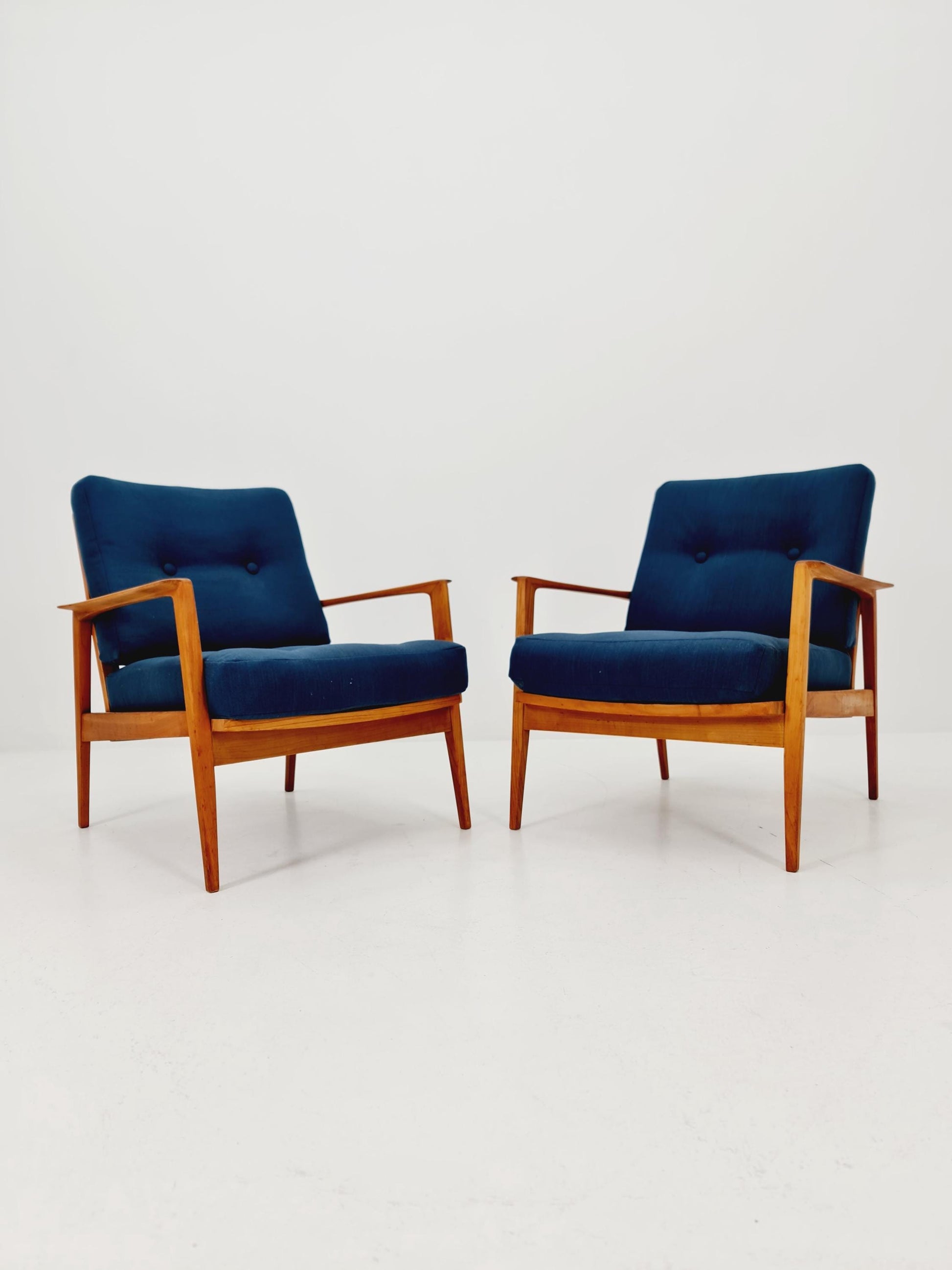 Midcentury easy chairs by Walter Knoll for Knoll Antimott , Germany, 1960s, Set of 2