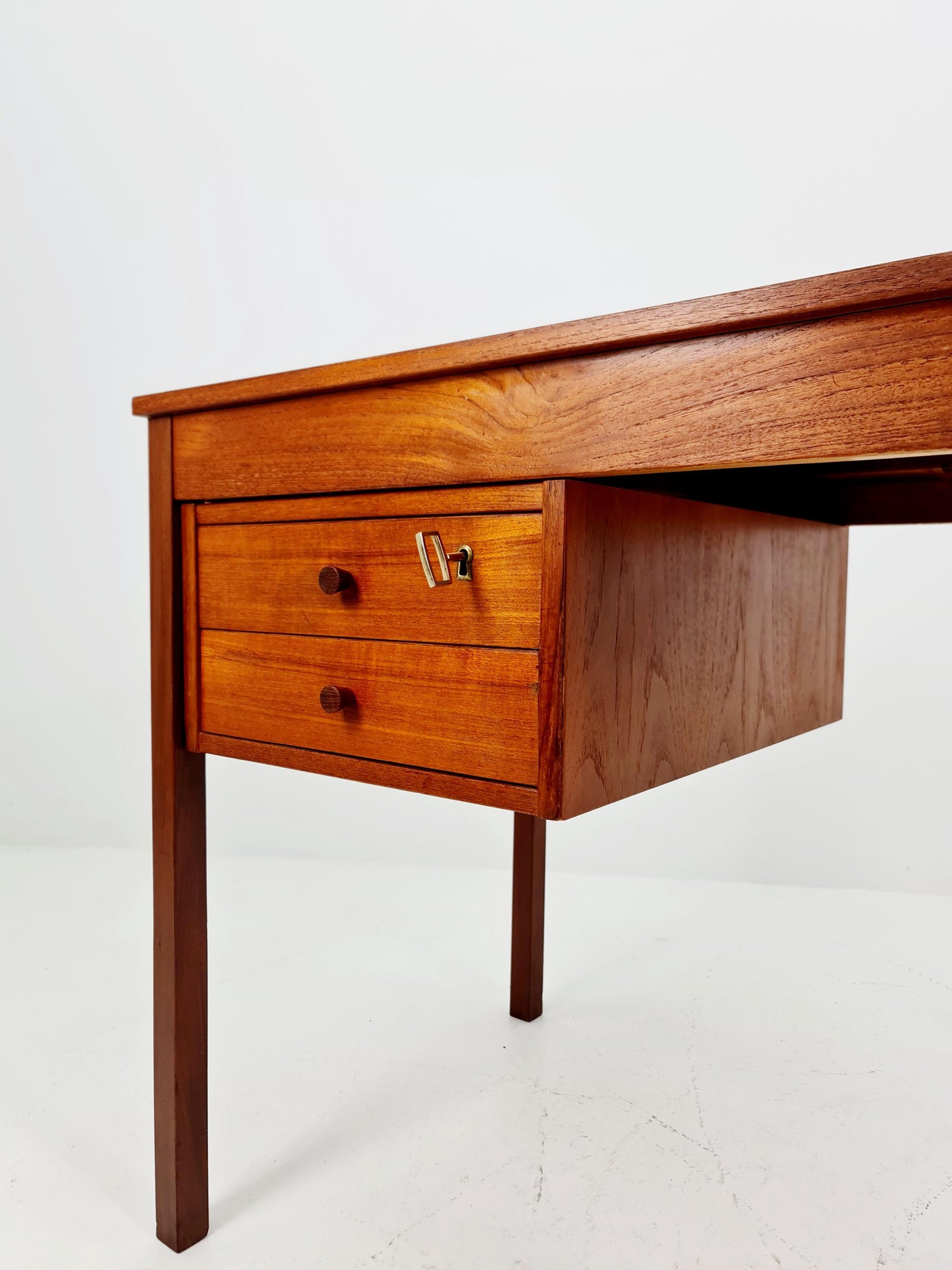 Midcentury Danish Teak Desk by Domino mobler, 1960s