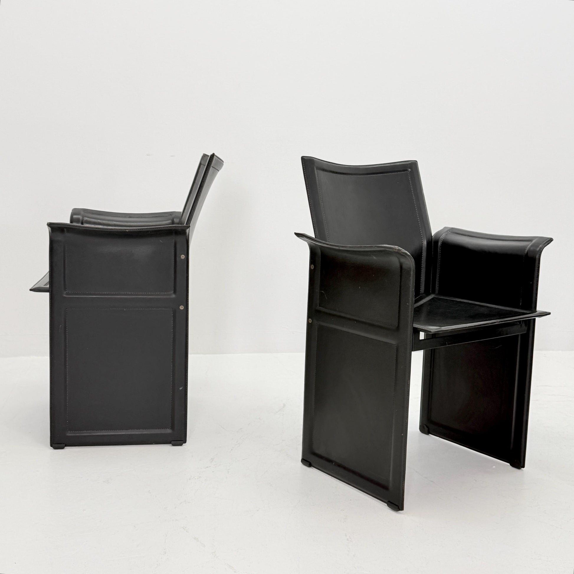 Set of 4 Mid-Century Italian “Korium” KM1 Black Leather Armchair by Tito Agnoli for Matteo Grassi, 1970s Italy