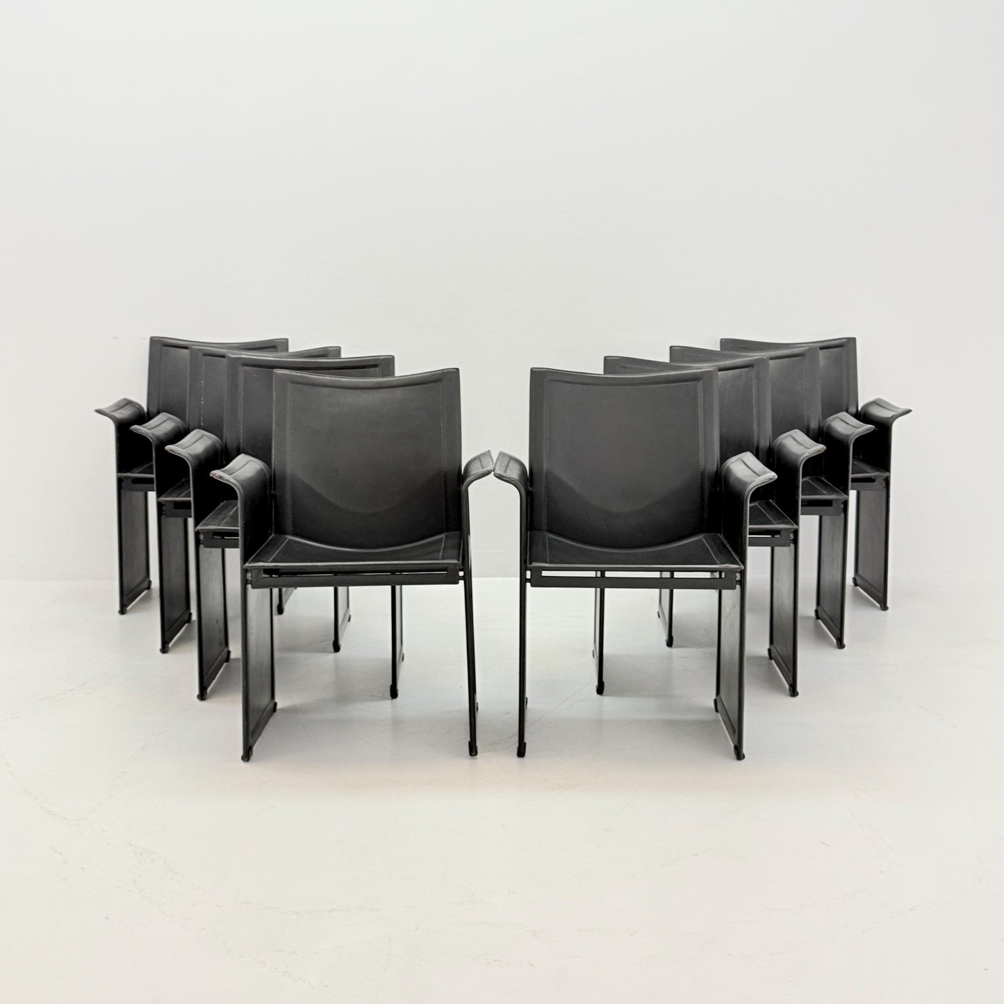 Set of 4 Mid-Century Italian “Korium” KM1 Black Leather Armchair by Tito Agnoli for Matteo Grassi, 1970s Italy