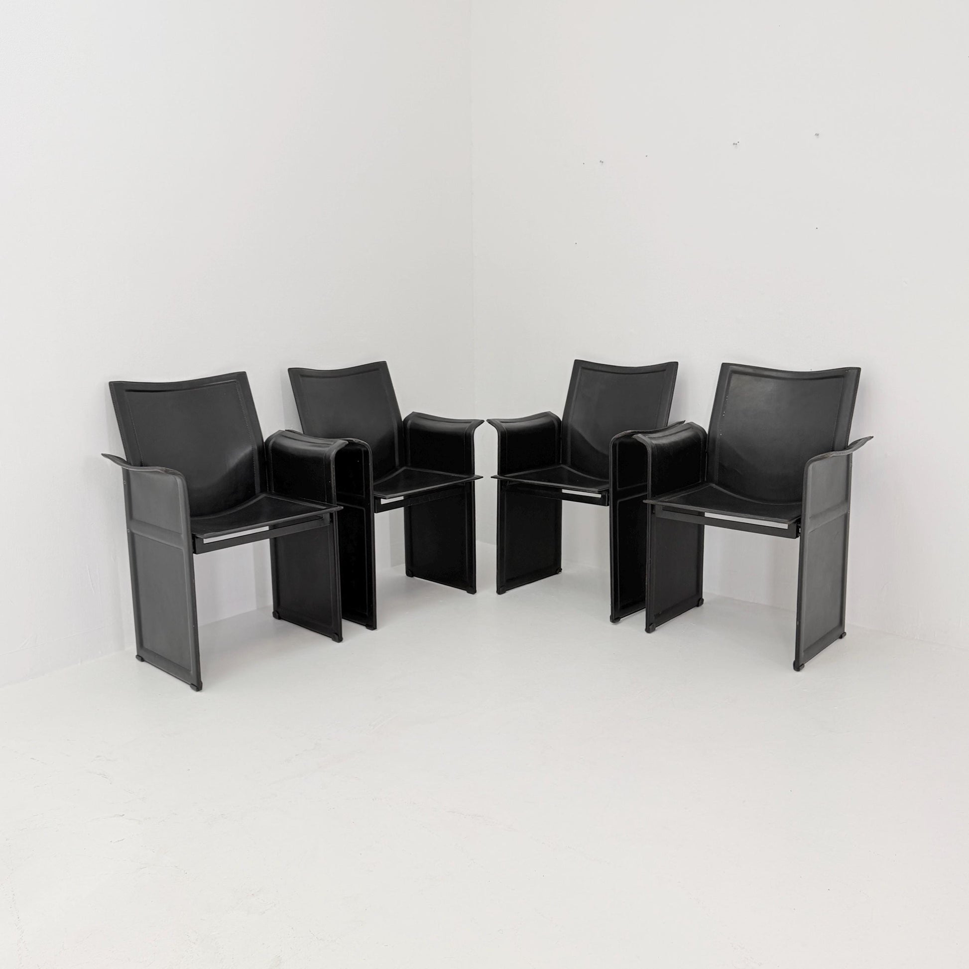 Set of 4 Mid-Century Italian “Korium” KM1 Black Leather Armchair by Tito Agnoli for Matteo Grassi, 1970s Italy