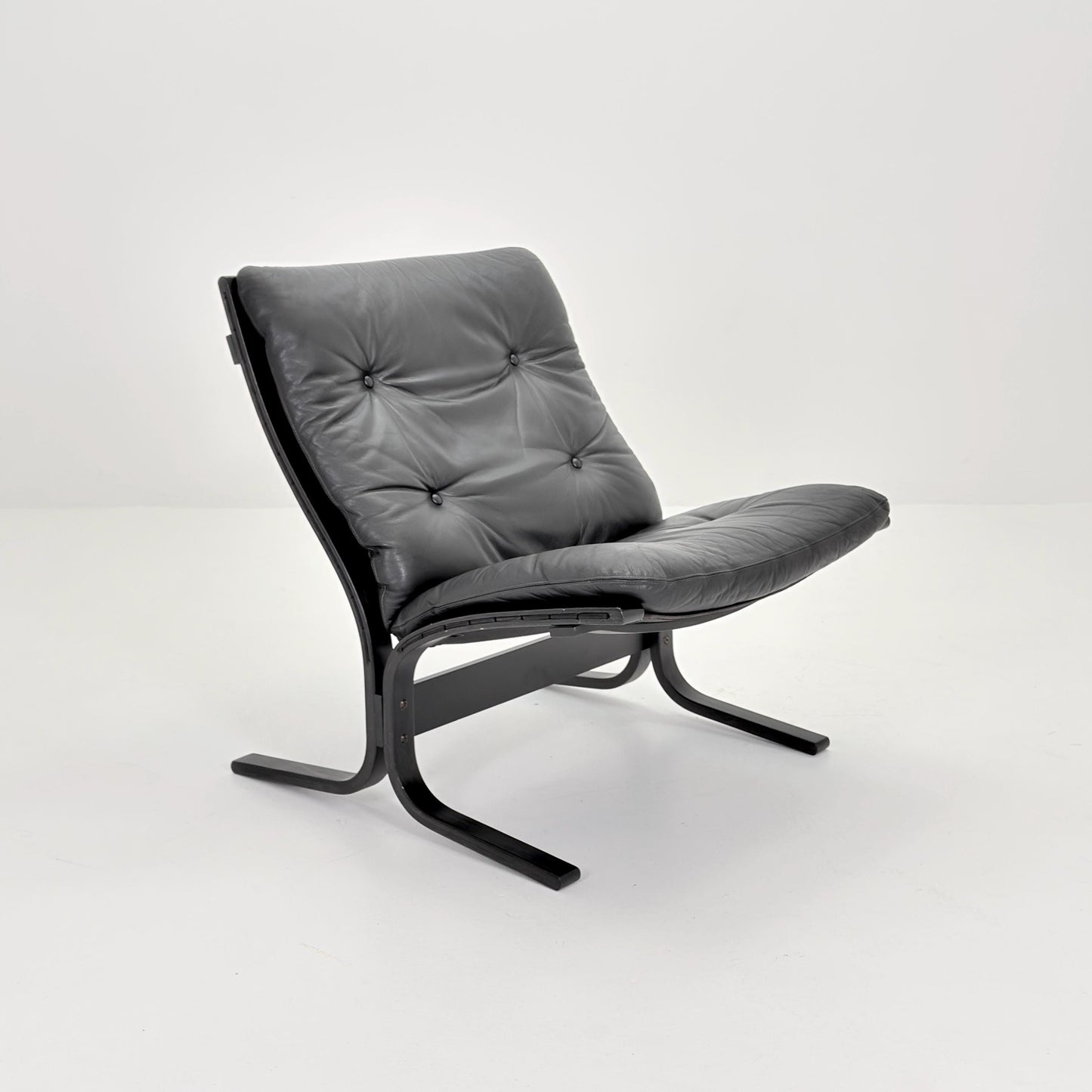 1 of 4 Mid-Century Norwegian Siesta Chair | Black Edition | Ingmar Relling for Westnofa, 1960s