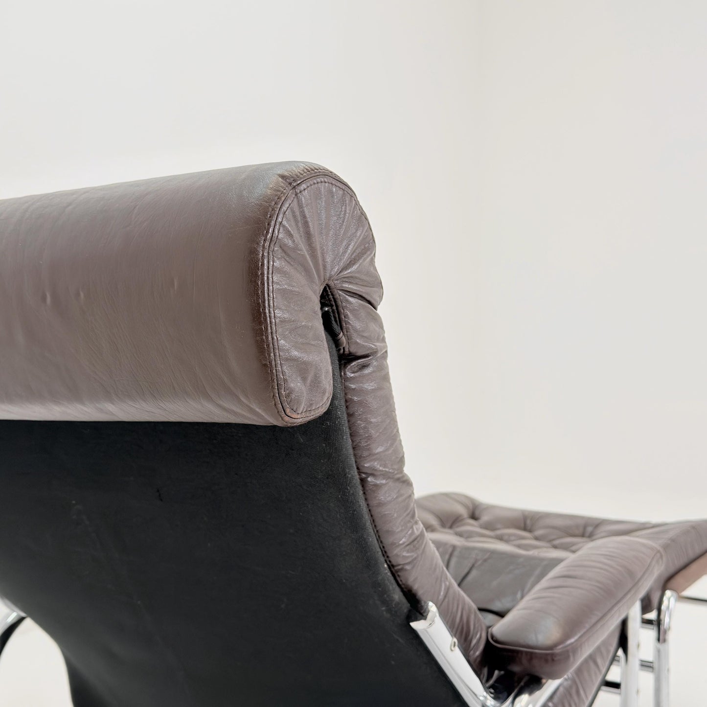 Mid-Century Noboru Nakamura Lounge Chair & Footstool – Rare 1970s Leather, Chrome Frame, IKEA Sweden