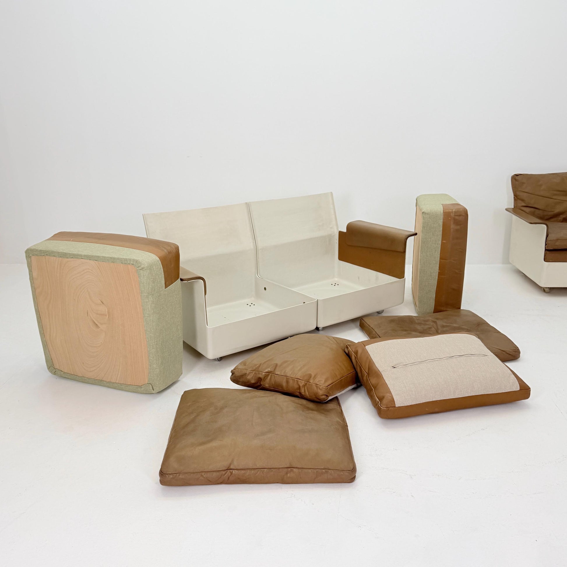 Rare Pair (Set of 2) 1st Edition FG2001 Series Sofas by Dieter Rams for Wolfgang Feierbach, 1960s Germany