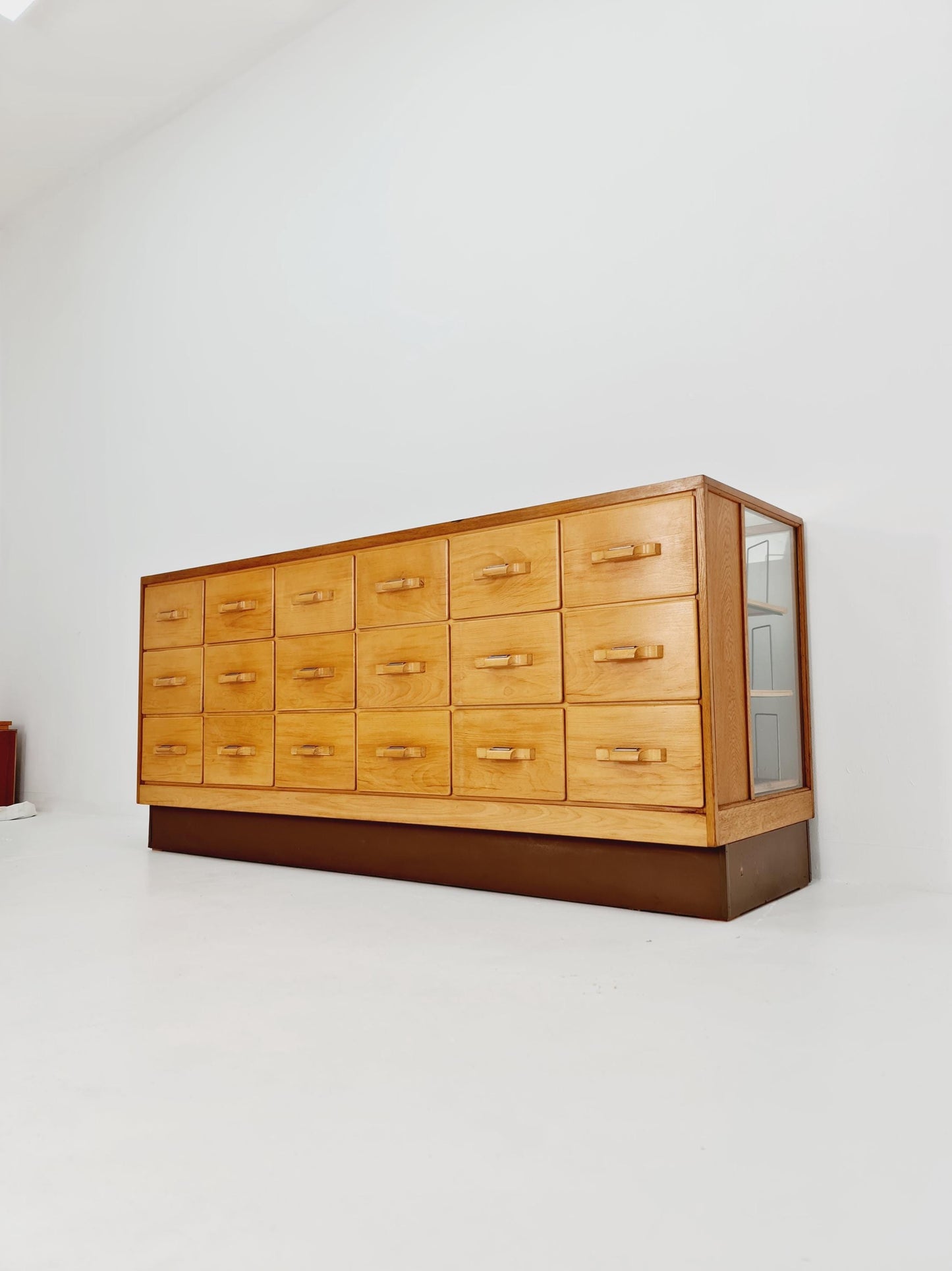 Rare Exquisite Mid-Century Shop Display by Peter Ruppel 1940s