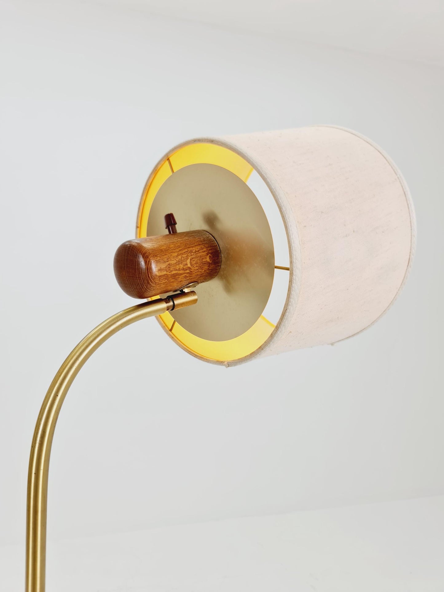 Mid-Century Modern Adjustable Floor Lamp by Temde, Switzerland – 1960s Oak & Brass