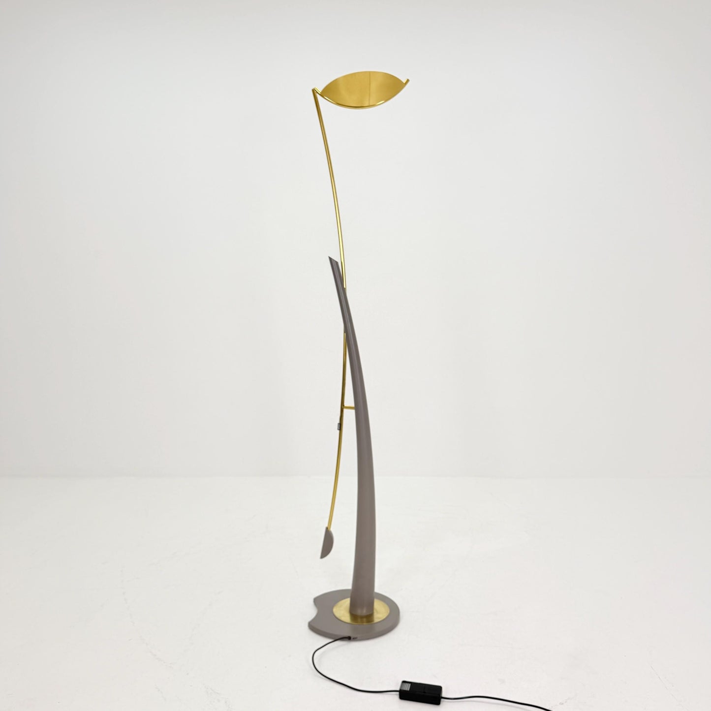 Mid Century Modern Floor Lamp by Leola, Italy 1980s