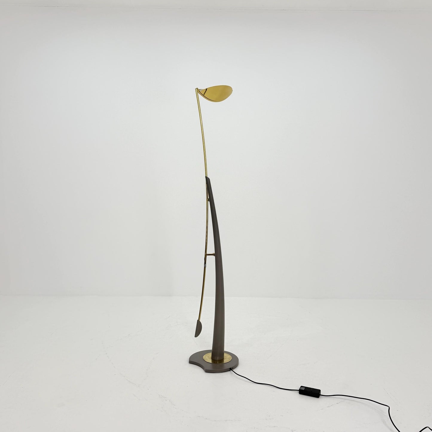 Mid Century Modern Floor Lamp by Leola, Italy 1980s