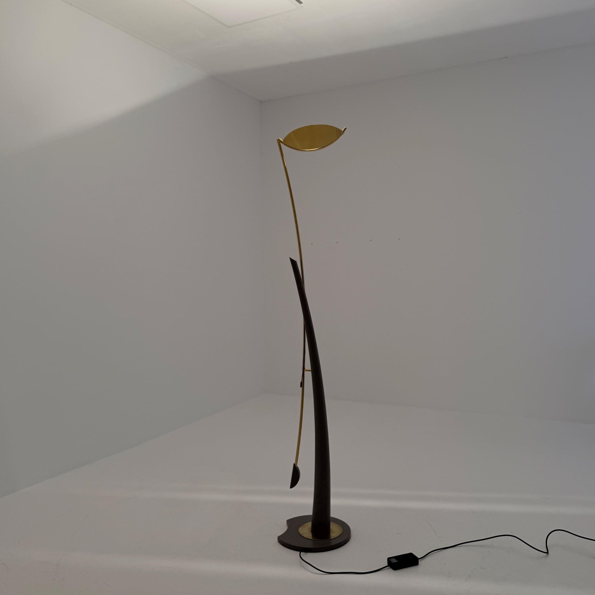 Mid Century Modern Floor Lamp by Leola, Italy 1980s