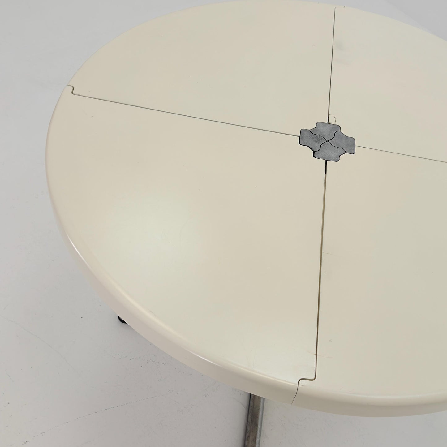 Mid century Italian Plano Folding white Table by Giancarlo Piretti, 1970s