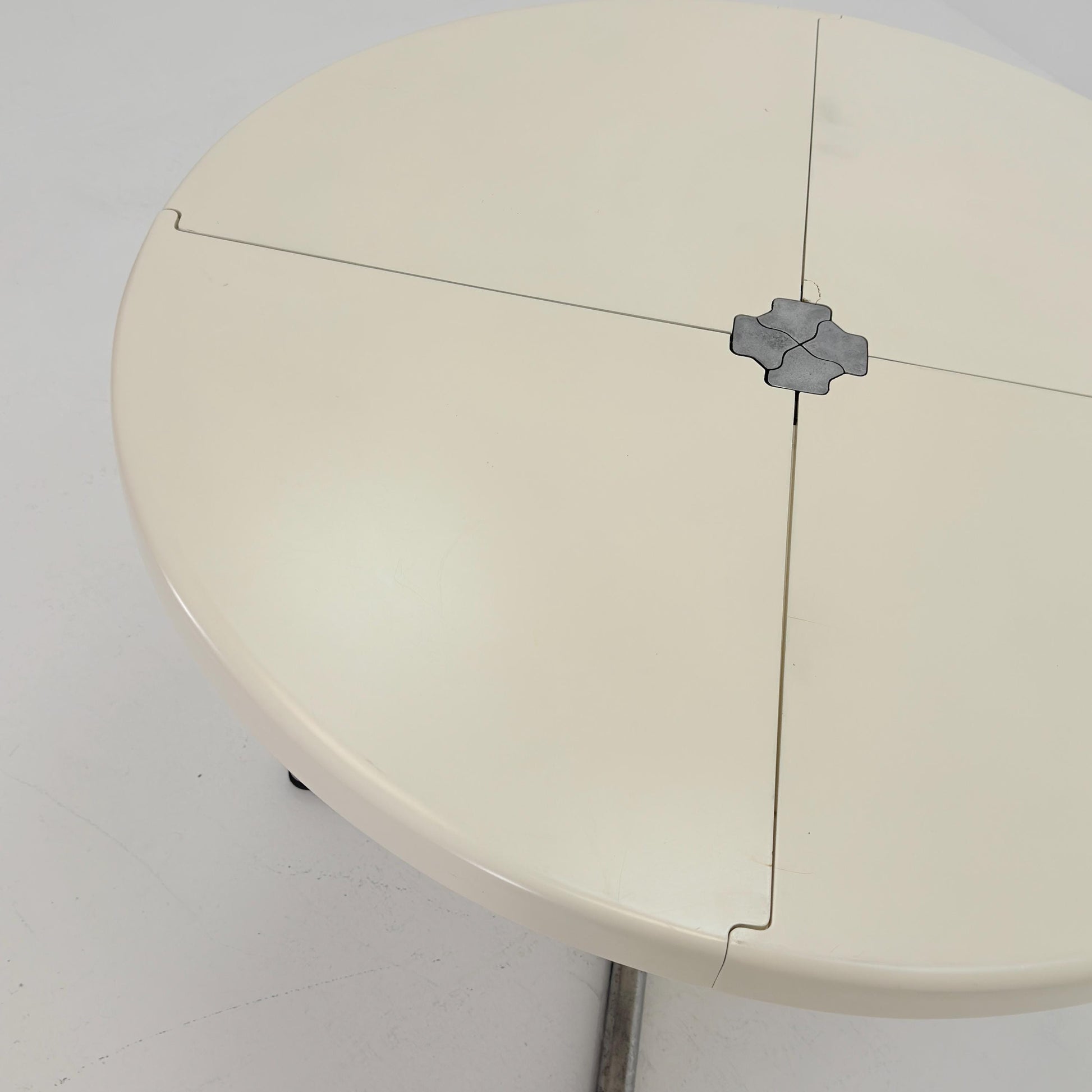 Mid century Italian Plano Folding white Table by Giancarlo Piretti, 1970s
