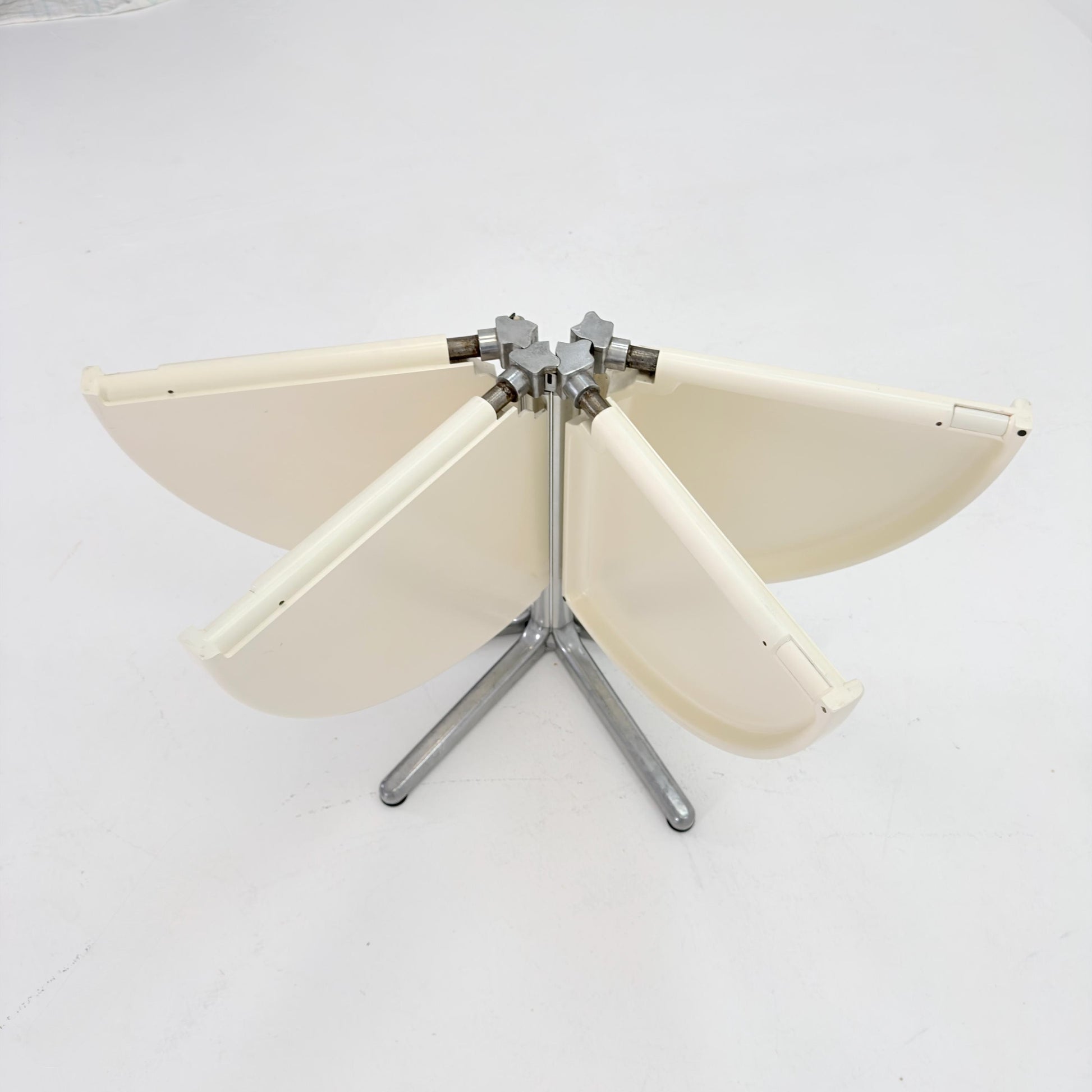 Mid century Italian Plano Folding white Table by Giancarlo Piretti, 1970s