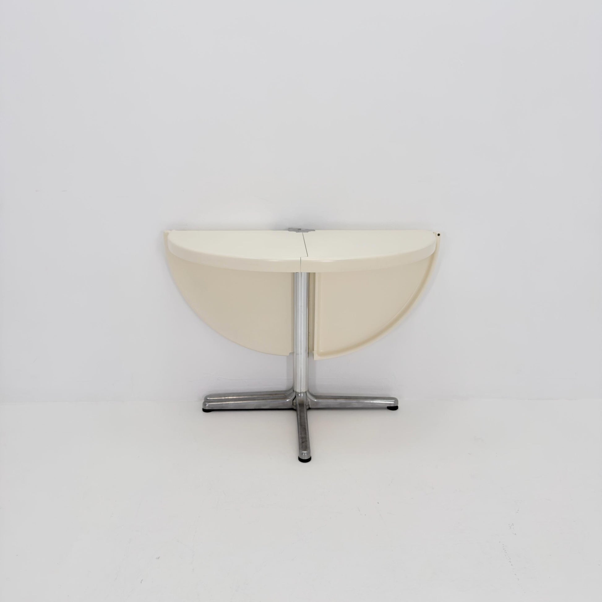 Mid century Italian Plano Folding white Table by Giancarlo Piretti, 1970s