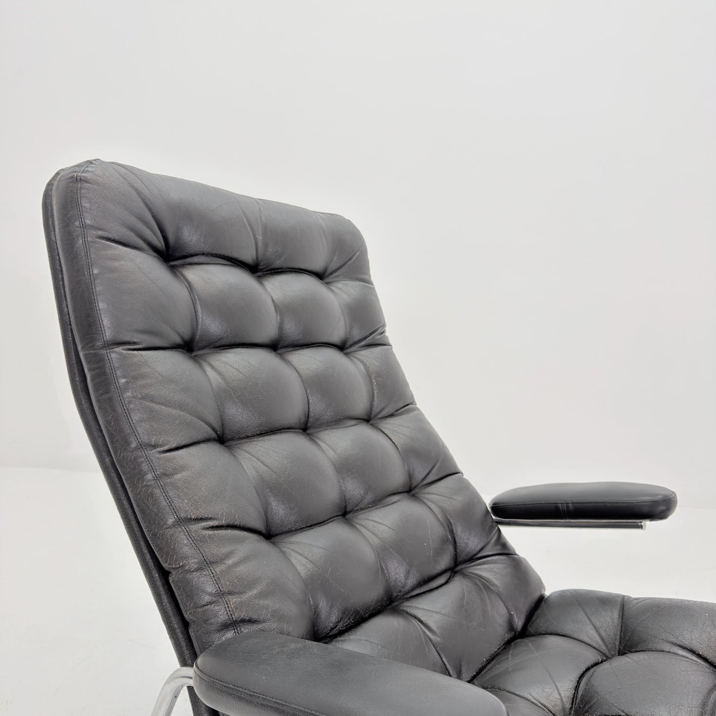 Rare Mid Century Fenix easy leather chair for DUX by Sam Larsson 1970s Sweden