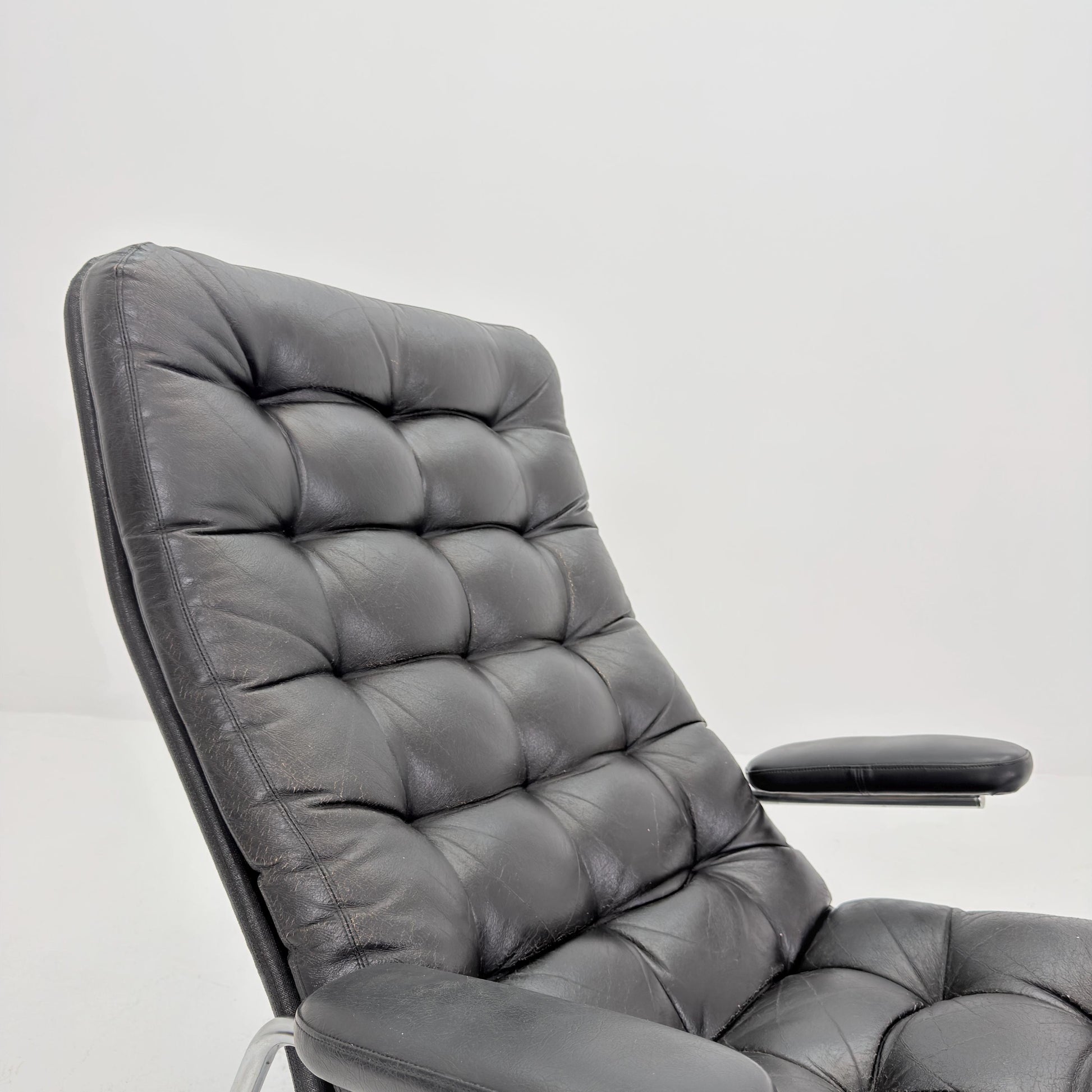 Rare Mid Century Fenix easy leather chair for DUX by Sam Larsson 1970s Sweden