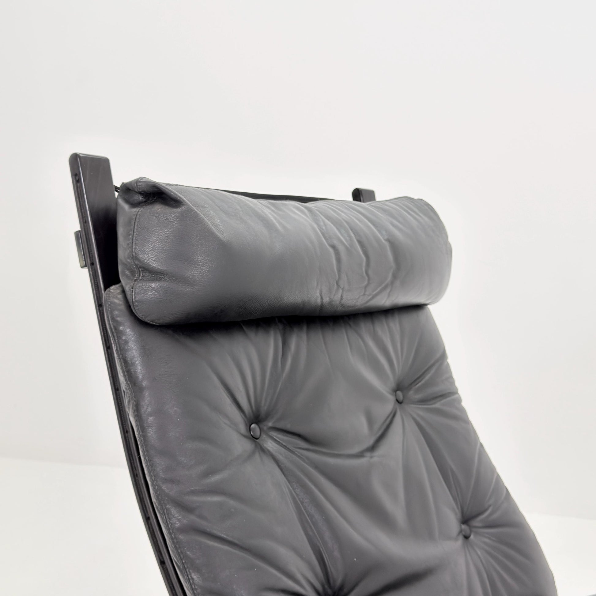 Mid century armchair “Siesta” high back black edition by Ingmar Relling, Westnofa Furniture, Norway. 1960s