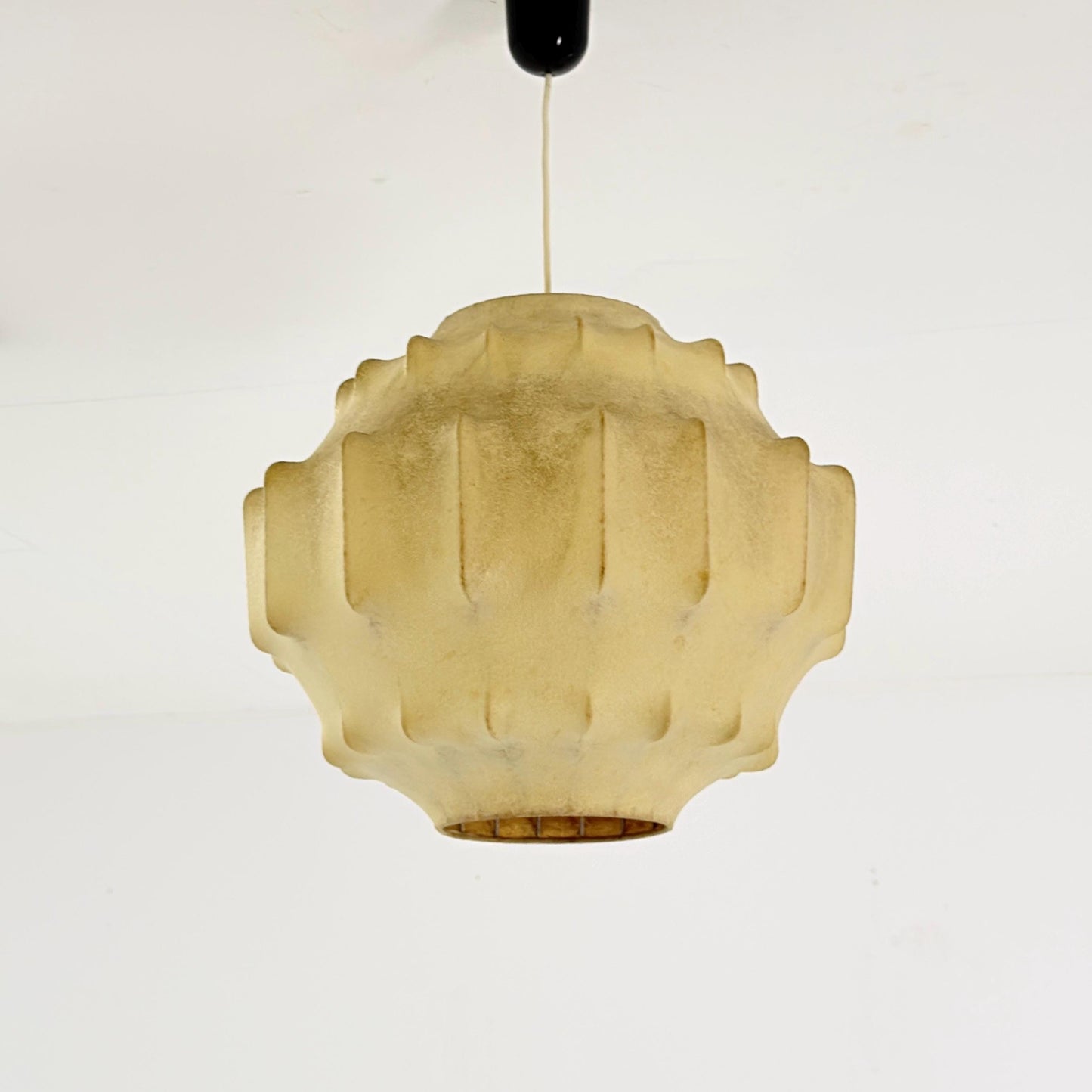 Mid-Century Modern Cocoon Pendant Light, rare Shape by Achille Castiglioni – 1960s Italy