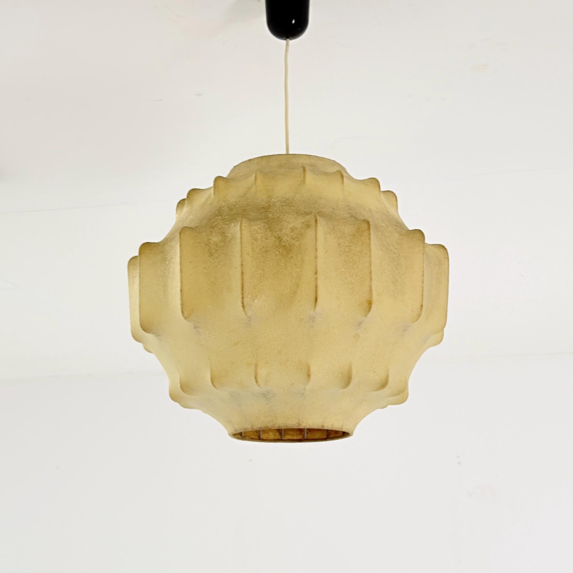 Mid-Century Modern Cocoon Pendant Light, rare Shape by Achille Castiglioni – 1960s Italy