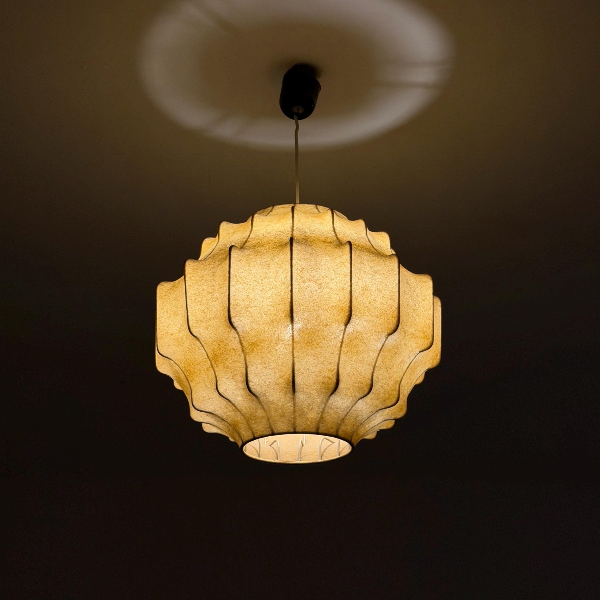 Mid-Century Modern Cocoon Pendant Light, rare Shape by Achille Castiglioni – 1960s Italy